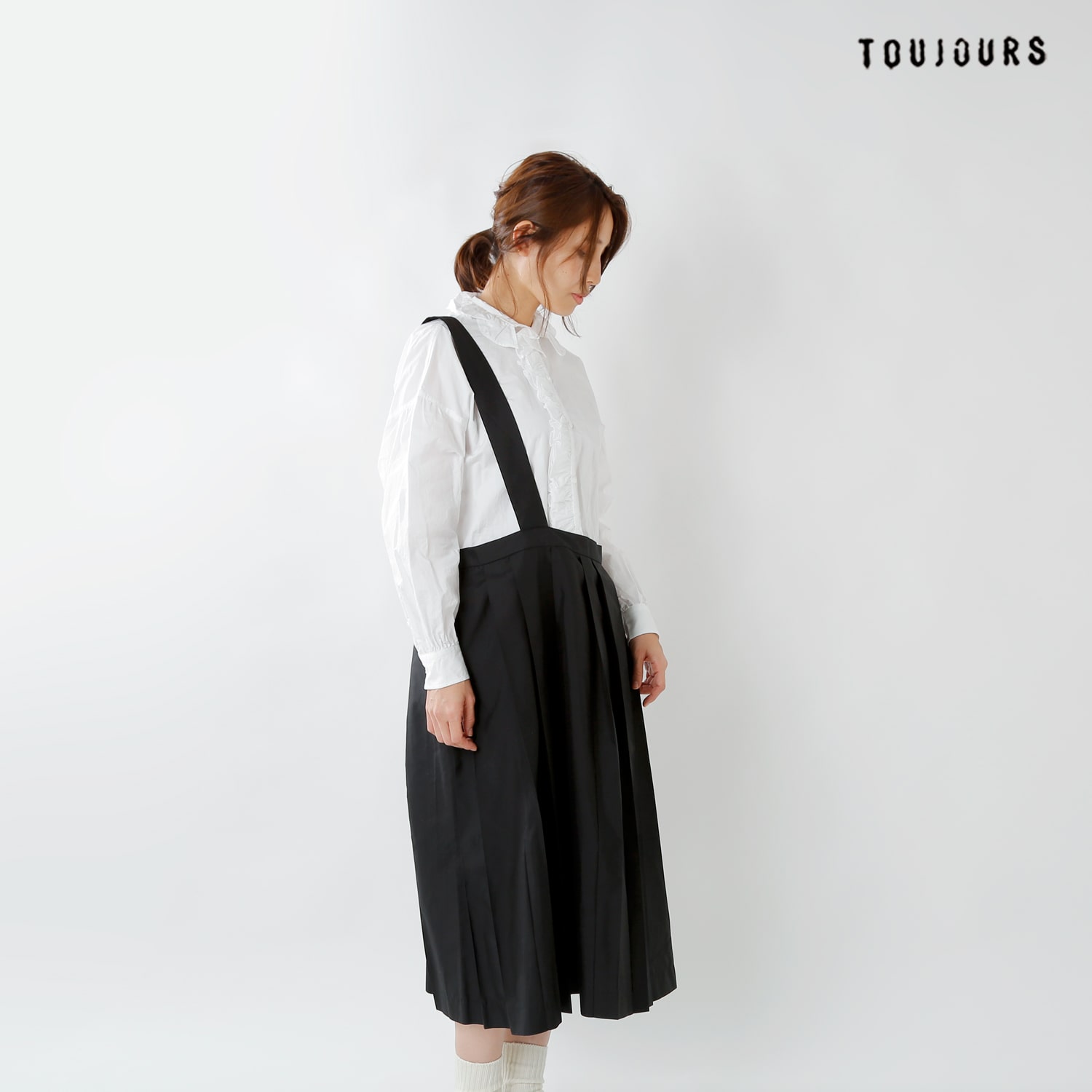 TOUJOURS(トゥジュー)ピュアシルクワンショルダーランダムプリーツスカート“One Shoulder Random Pleated Skirt”  tm31ek04