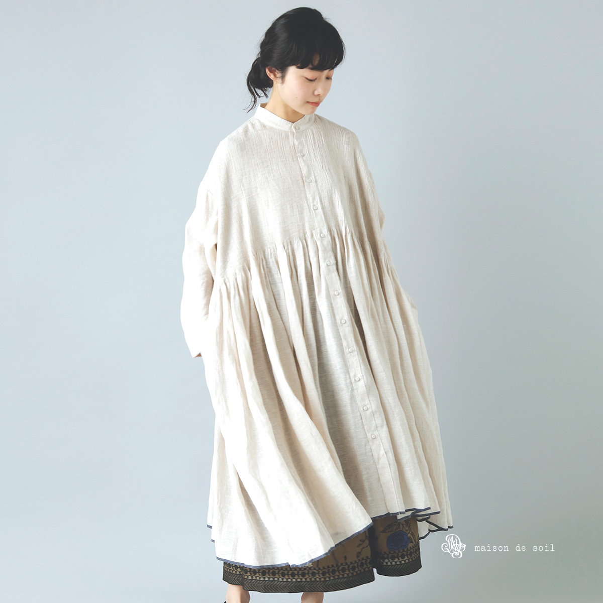 maison de soil(メゾン ド ソイル)リネンバンドカラーシャツドレス“Banded Shirt Dress With Mini  Pintuck” inmds22005 | iroma..aranciato