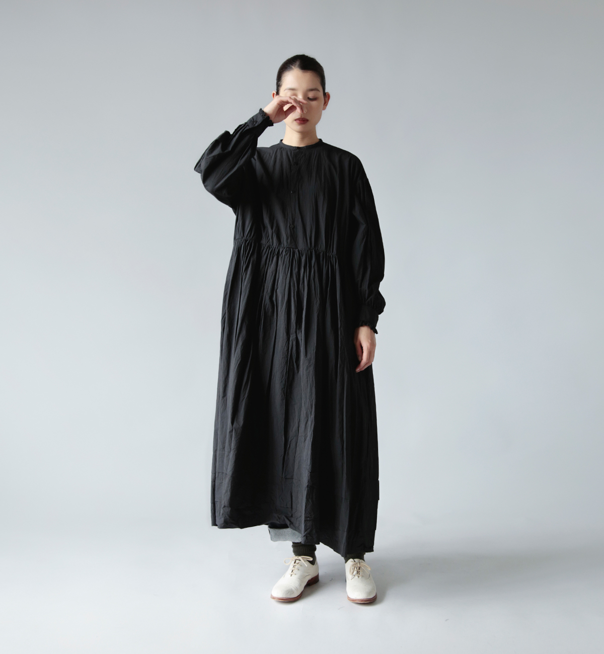 TOUJOURS ギャザー ドレス Fine Yarn High Count Cotton Cloth Bishop