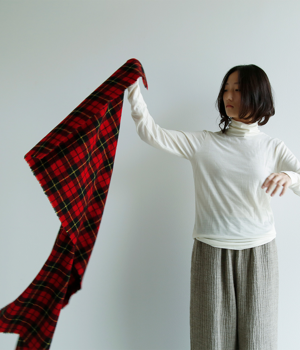 R & D.M.Co- オールドマンズテーラー ウール タータン チェック マフラー “WOOL TARTAN CHECK MUFFLER” 7064  | iroma..aranciato