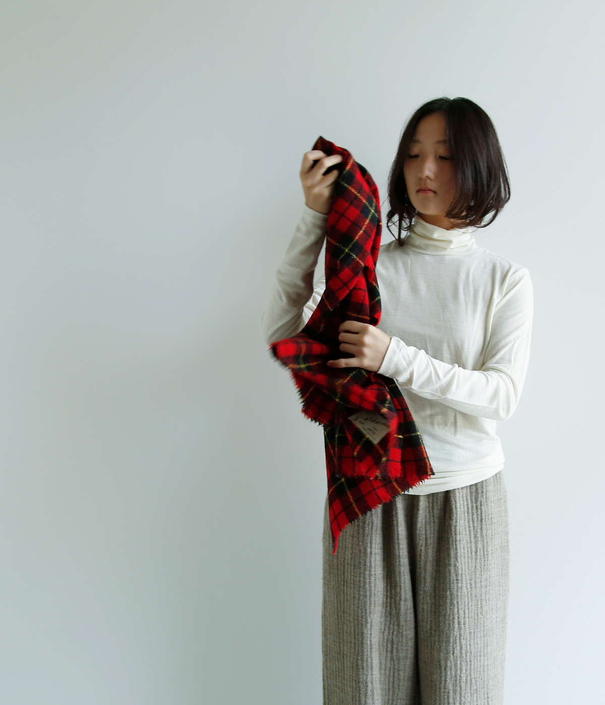 R & D.M.Co- オールドマンズテーラー ウール タータン チェック マフラー “WOOL TARTAN CHECK MUFFLER” 7064  | iroma..aranciato