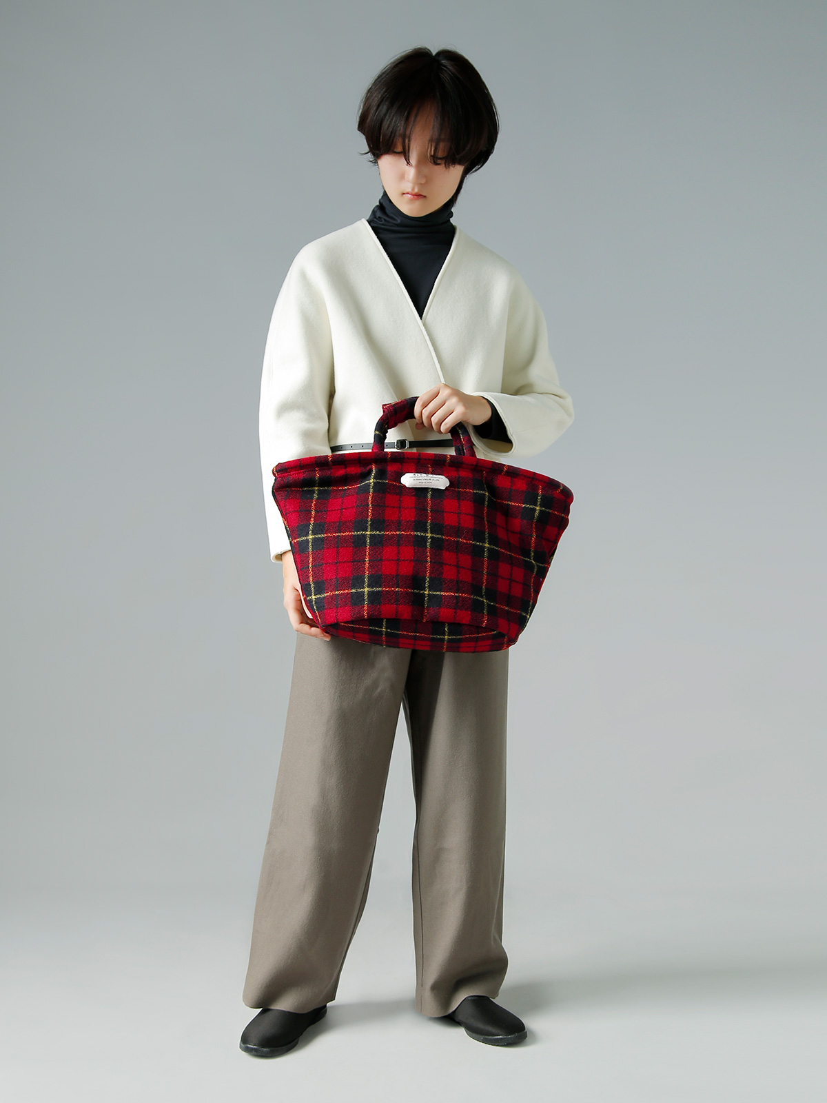 R & D.M.Co-(I[h}Ye[[)E[ ^[^ `FbN }VF obO gWOOL TARTAN CHECK MARCHE BAGh 7066