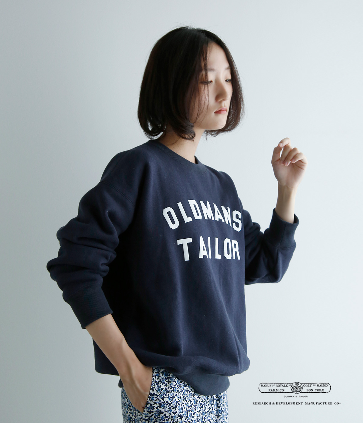 R & D.M.Co- オールドマンズテーラー コットン フロッキープリント クルーネック 起毛 スウェット シャツ “OMT FLOCKY  PRINT CREW SWEAT” m1173 | iroma..aranciato