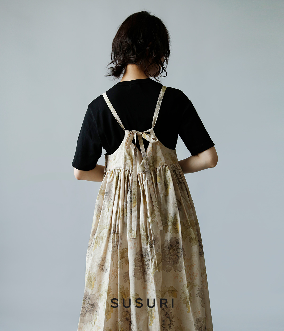 susuri ススリ フィンワンピース ♯chacoal 【送料無料
