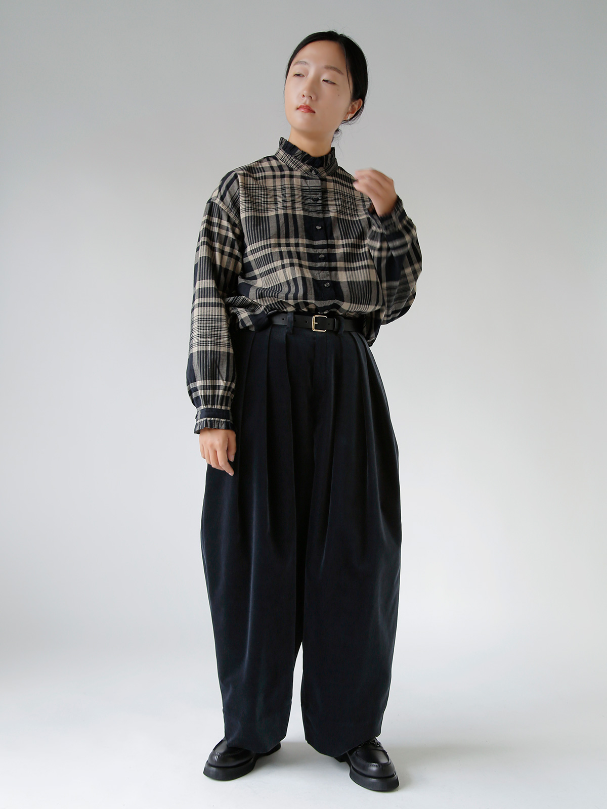 TENNE HANDCRAFTED MODERN(enhNtebh_)3^bN Ch pc g3 tuck wide pantsh 0029o