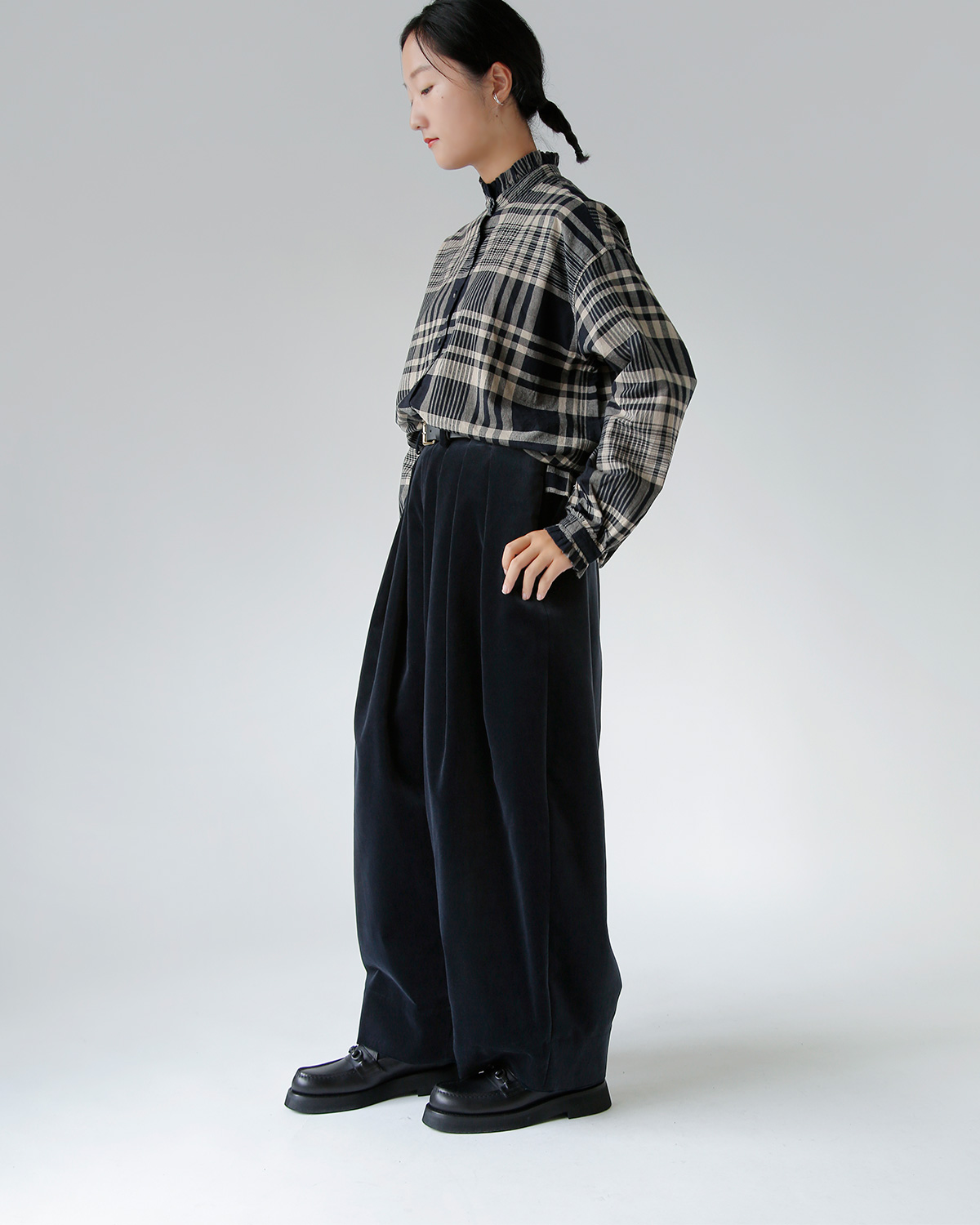 TENNE HANDCRAFTED MODERN(enhNtebh_)3^bN Ch pc g3 tuck wide pantsh 0029o