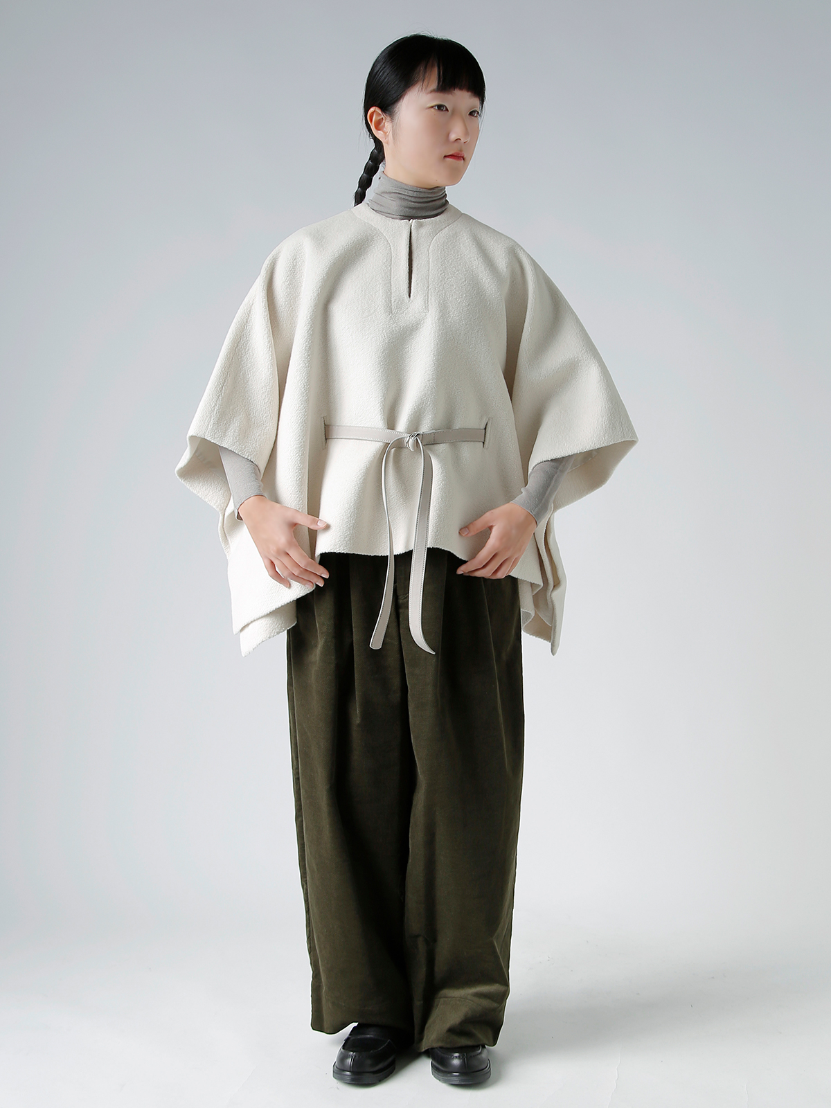 TENNE HANDCRAFTED MODERN(enhNtebh_)U[xgt AS E[ |` gangola wool ponchoh 007