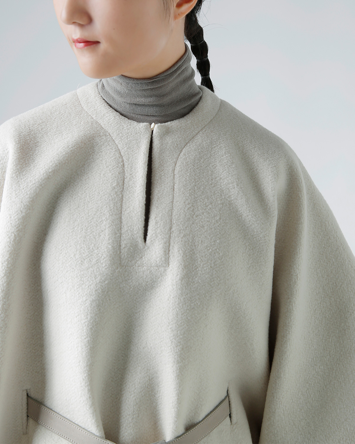 TENNE HANDCRAFTED MODERN(enhNtebh_)U[xgt AS E[ |` gangola wool ponchoh 007