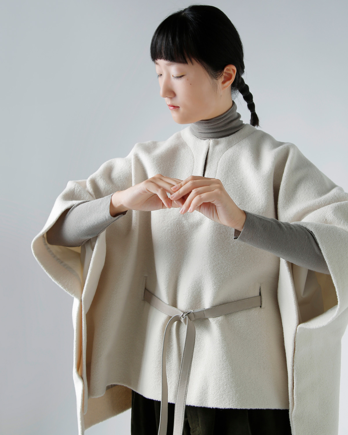 TENNE HANDCRAFTED MODERN(enhNtebh_)U[xgt AS E[ |` gangola wool ponchoh 007