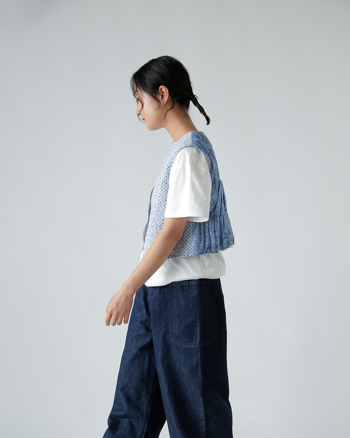 R & D.M.Co-(I[h}Ye[[)gX R[`OXeb` V[O xXg gTRELLIS COUCHING STITCH SHIRRING VESTh 7441