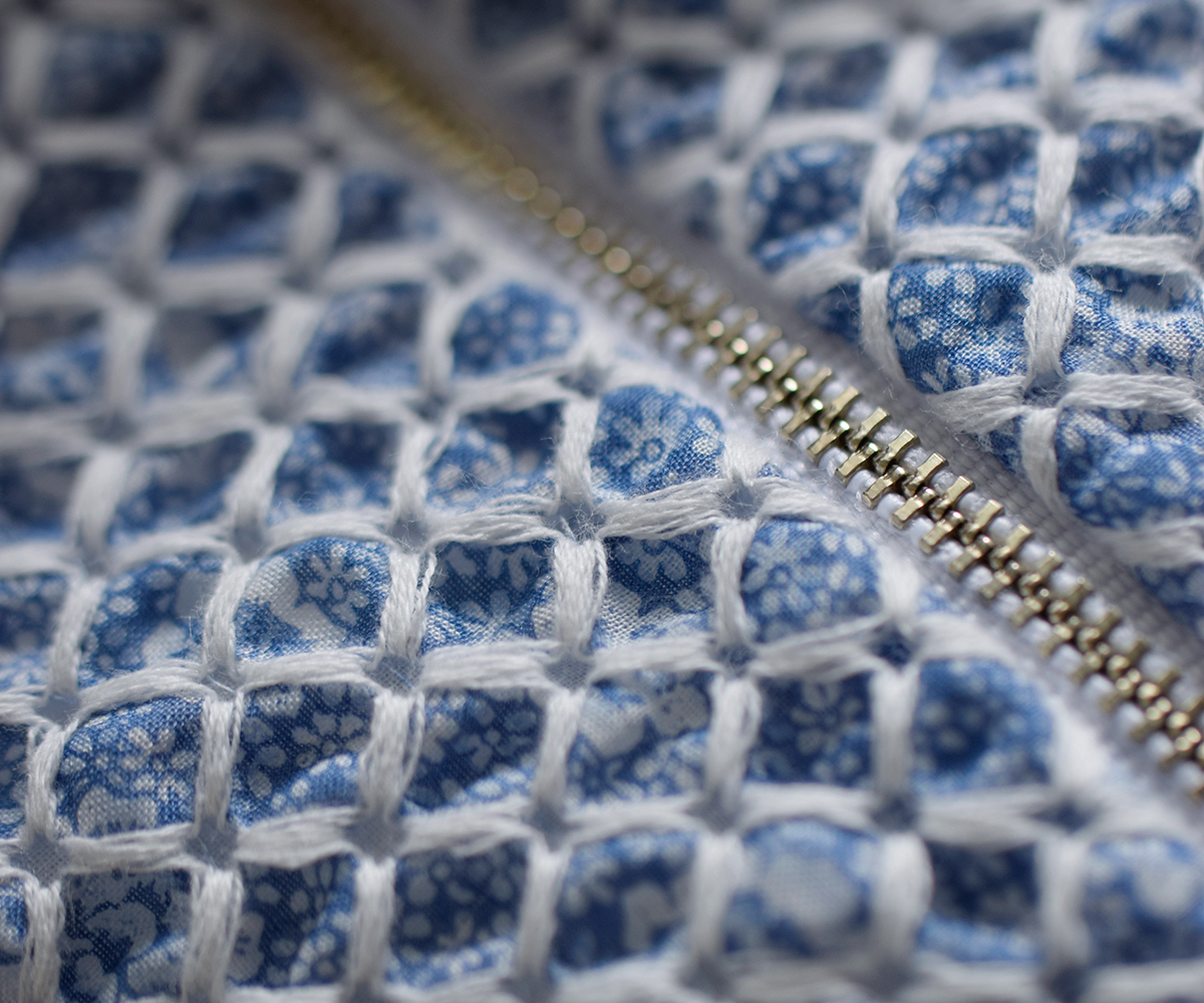 R & D.M.Co-(I[h}Ye[[)gX R[`OXeb` V[O xXg gTRELLIS COUCHING STITCH SHIRRING VESTh 7441