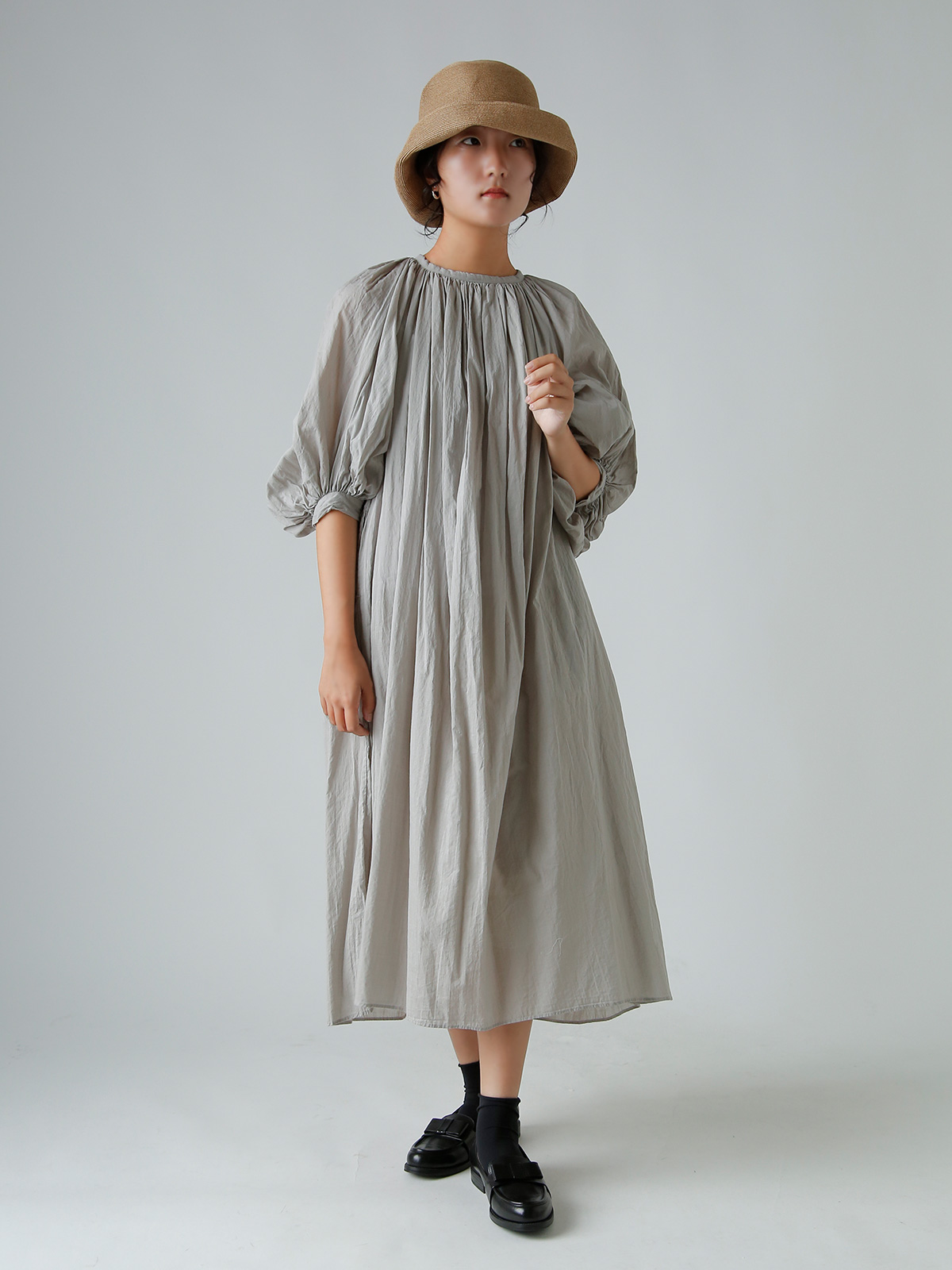 R & D.M.Co-(I[h}Ye[[)K[g_C [ XbN hX gGARMENT DYE LAWN SMOCK DRESSh 7518