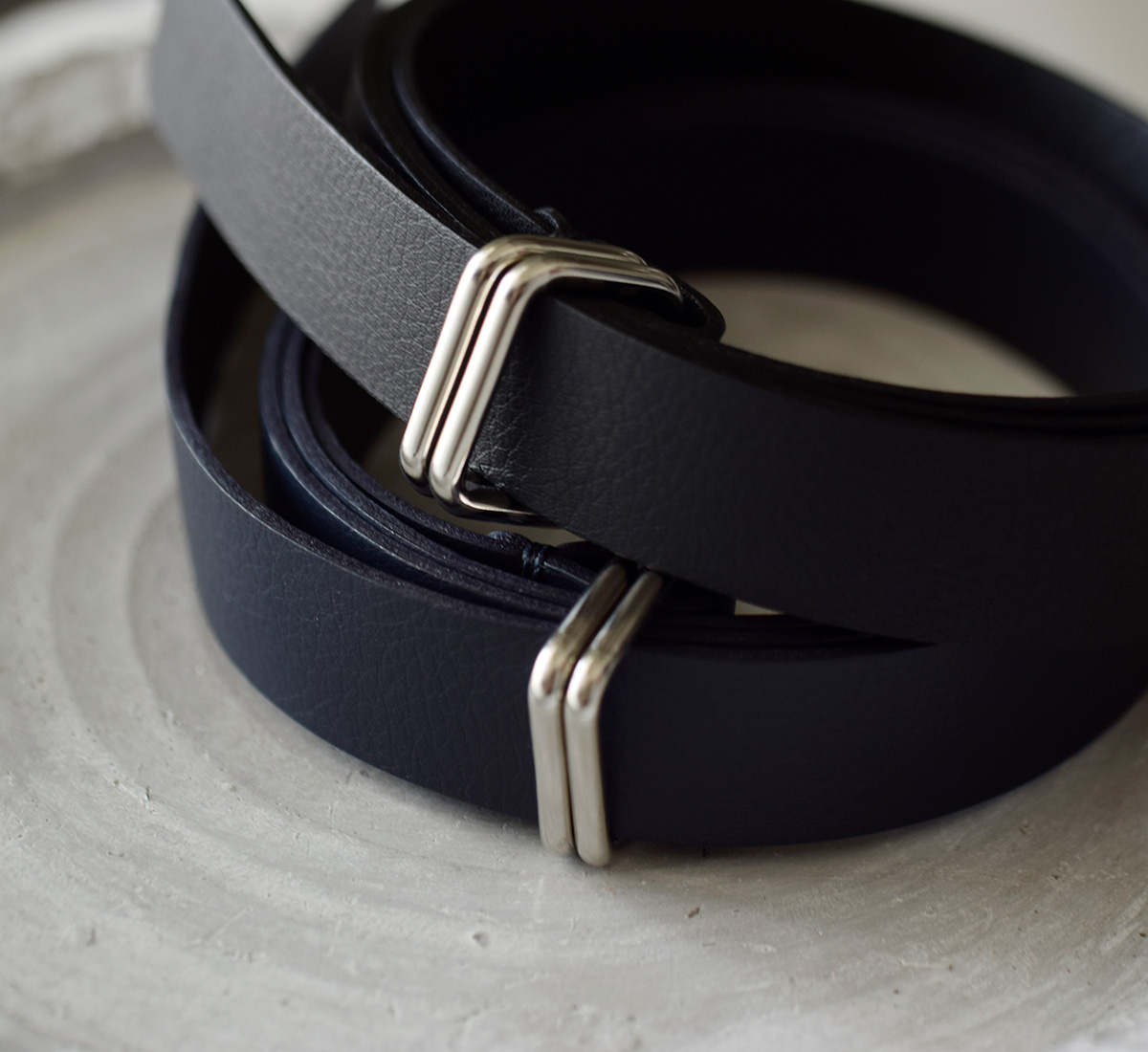 R & D.M.Co-(I[h}Ye[[)JEU[ _uobN xg gW BUCKLE BELTh 7600