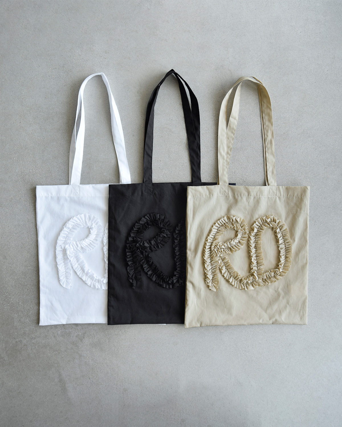 R & D.M.Co-(I[h}Ye[[)RED t GuC_[ g[g obO gRED FRILL EMBROIDERY TOTE BAGh 7625