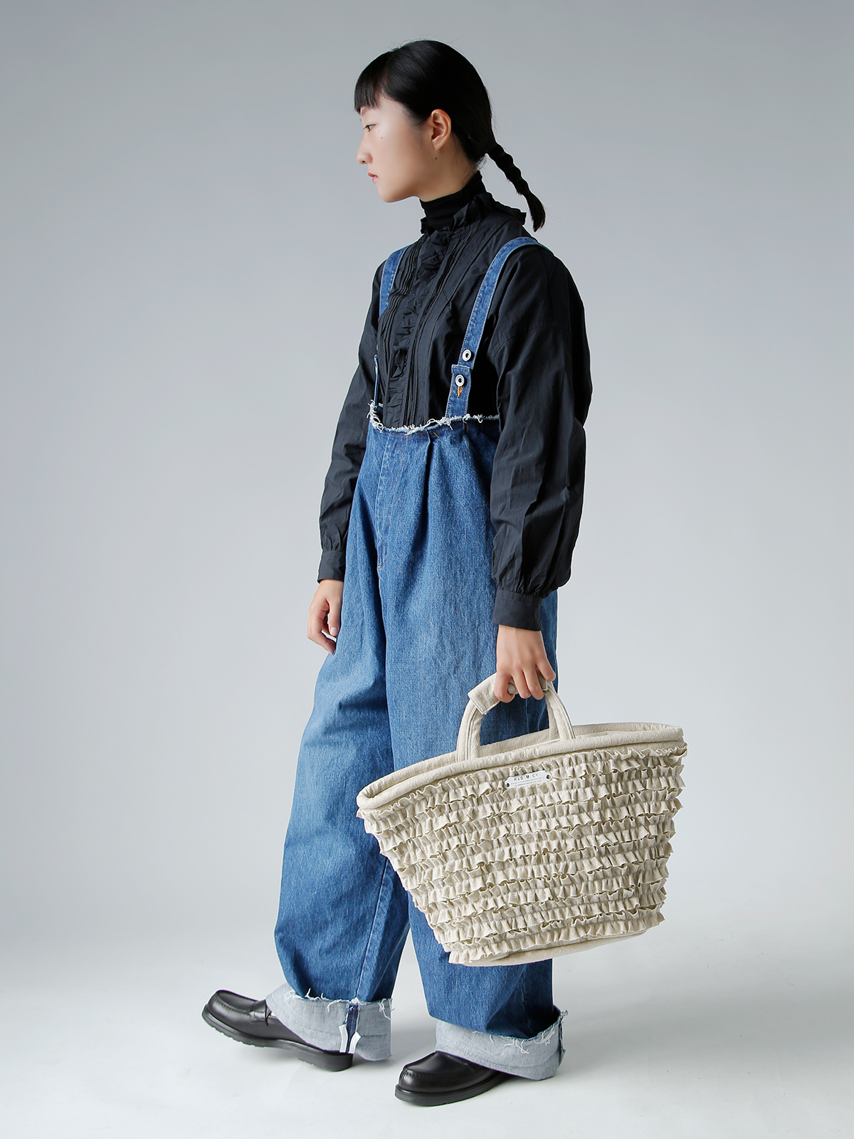 R & D.M.Co-(I[h}Ye[[)Rbg E[ t }VF obO S gC/W FRILL MARCHE BAG Sh 7706