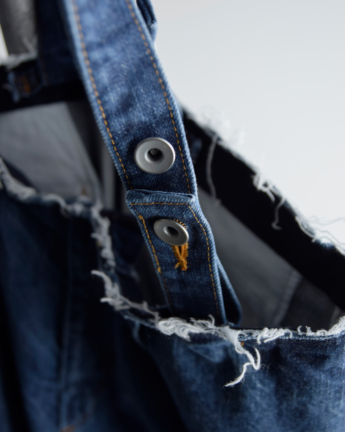 R & D.M.Co-(I[h}Ye[[)Rbg fBRXgNg TXy_[pc gDECONSTRUCT SUSPENDER PANTSh 7719