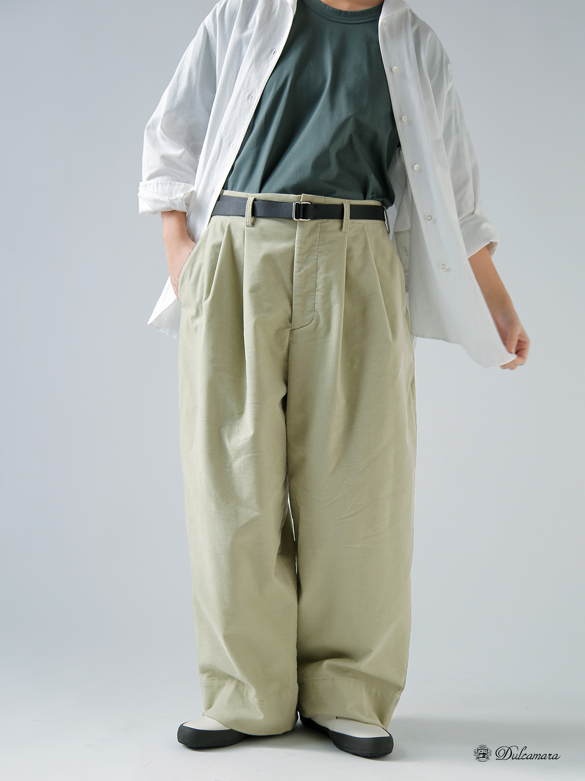 Dulcamara ドゥルカマラ モールスキン シンプル 2タック ワイドパンツ