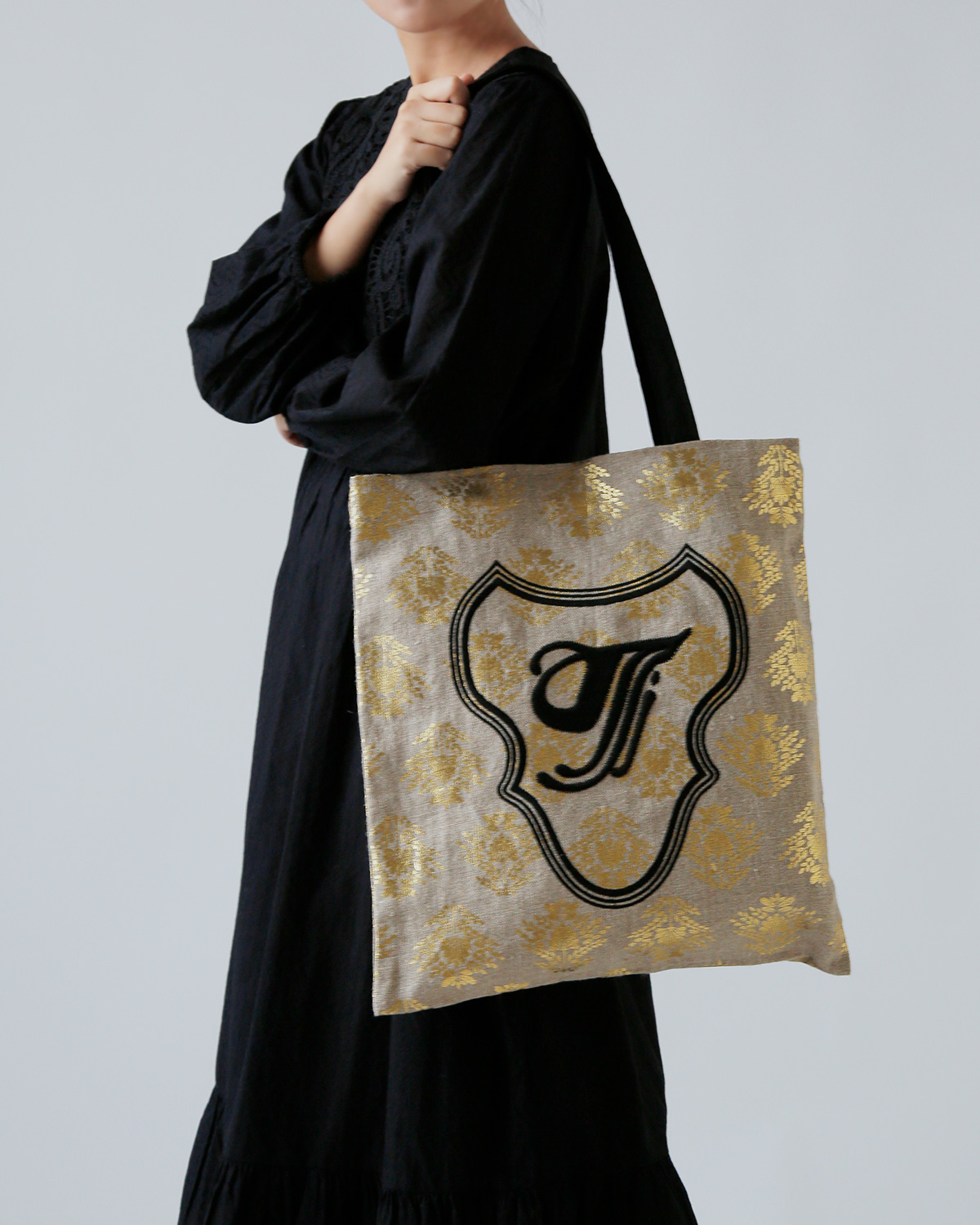 TOWAVASE(g@[Y)maison de montagne [t lhJ }VFobO gSach mdm02-23