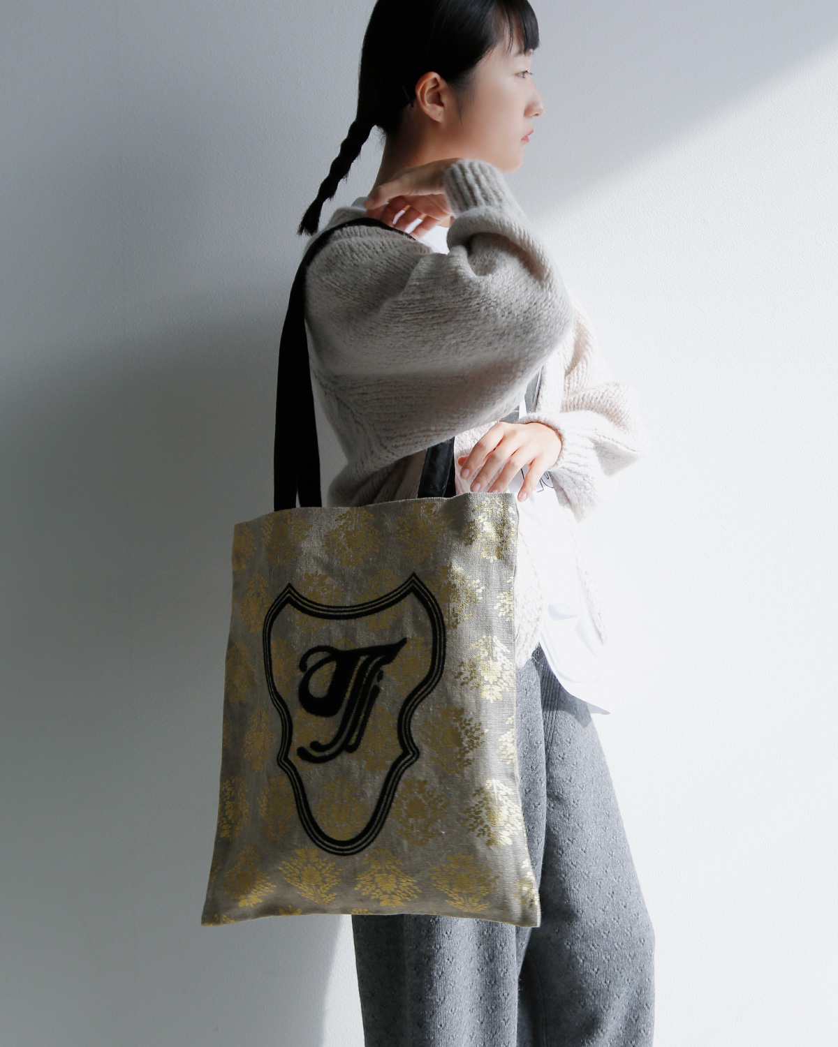 TOWAVASE(g@[Y)maison de montagne [t lhJ }VFobO gSach mdm02-23