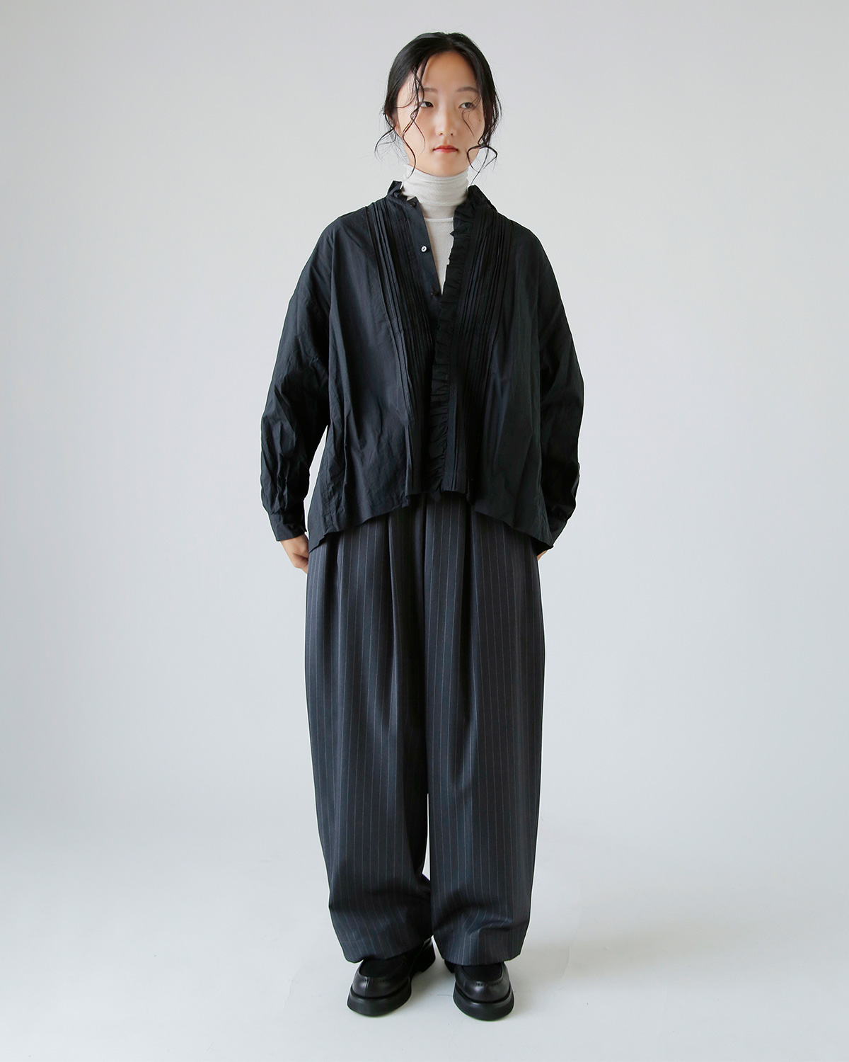 TOUJOURS(gDW[)t@C[ Rbg NX Vc gLace Pin Tuck Ruffle Shirth mm43ds01