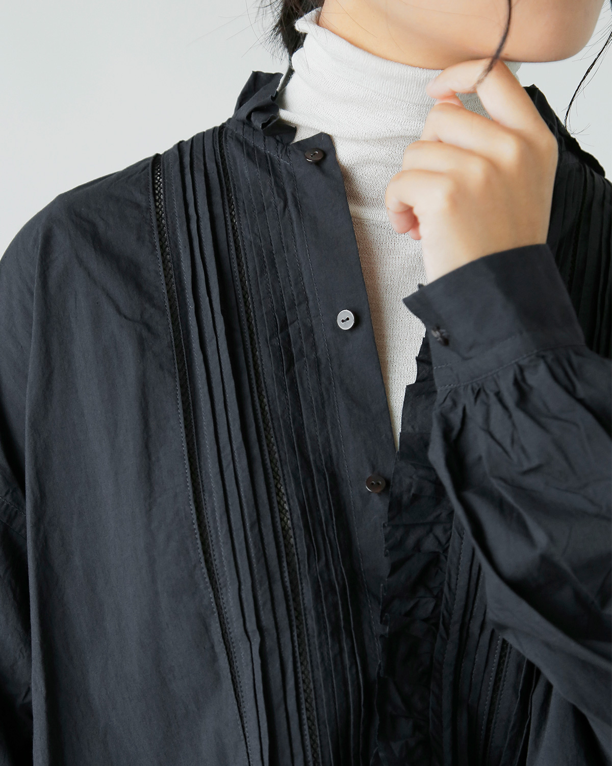 TOUJOURS(gDW[)t@C[ Rbg NX Vc gLace Pin Tuck Ruffle Shirth mm43ds01