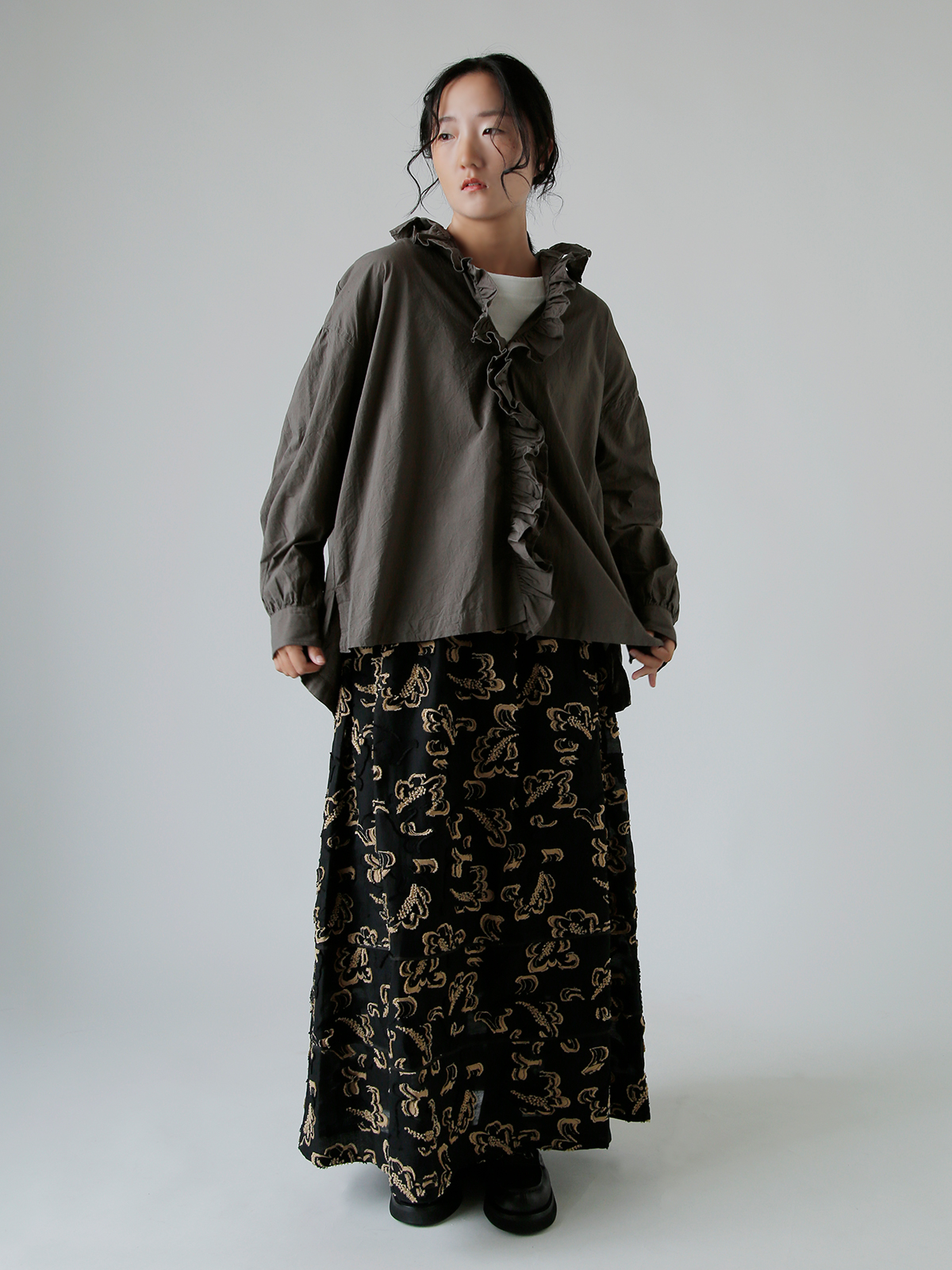 TOUJOURS(gDW[)VhE O vCh Rbg Vc gRuffle Shirth mm43es01
