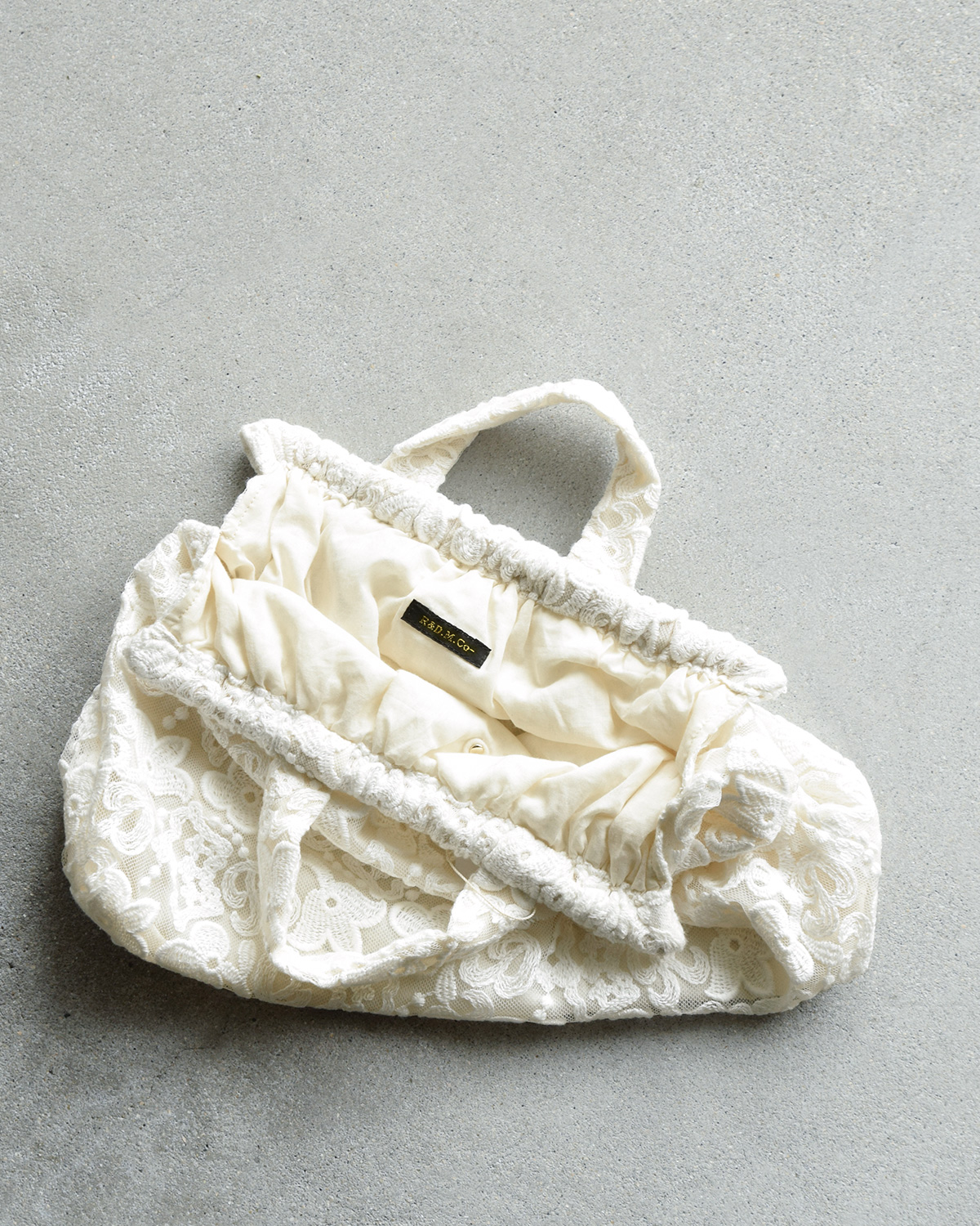 R & D.M.Co-(I[h}Ye[[)NE `[t [X obO gCROWN MOTIF LACE BAGh 7532