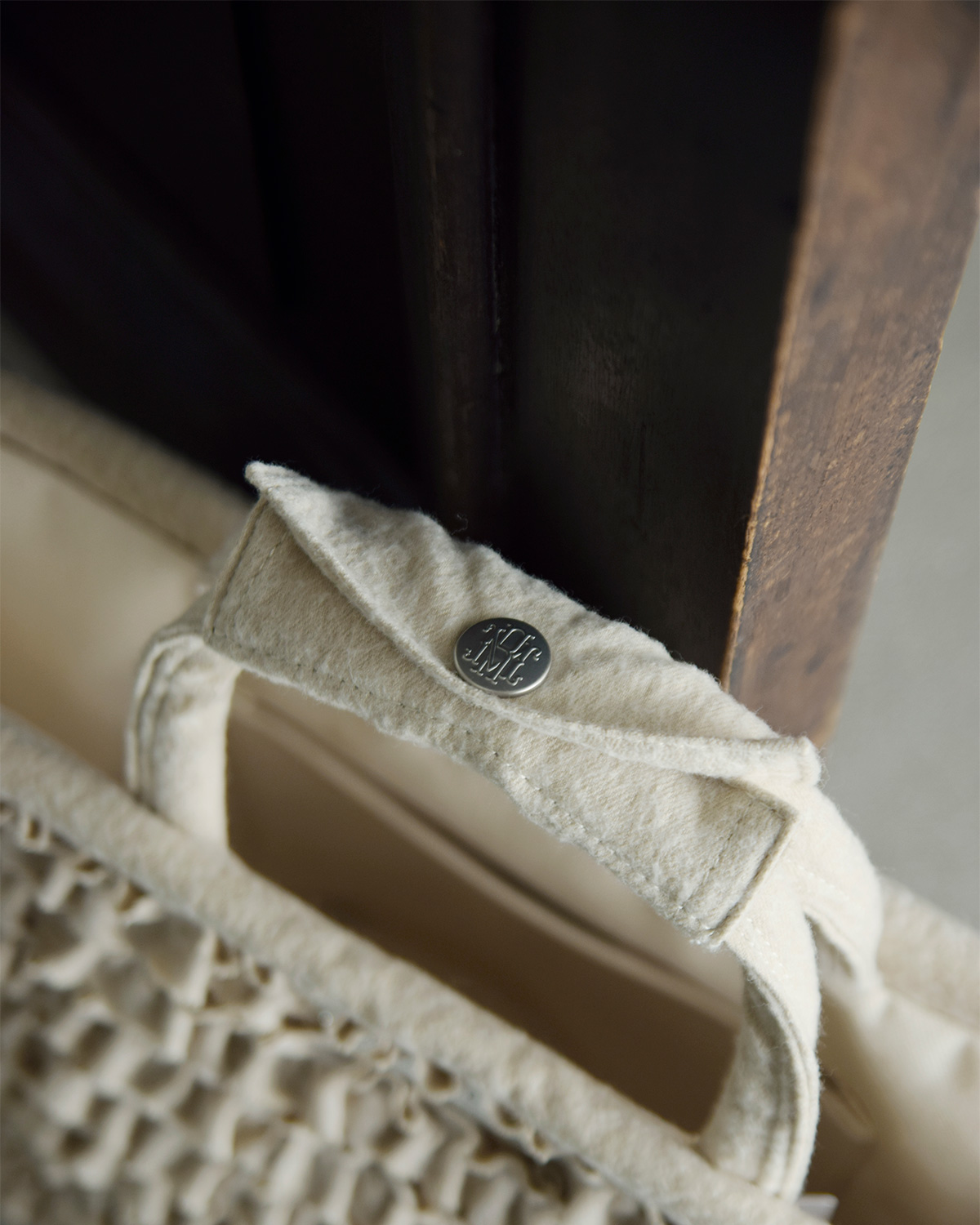 R & D.M.Co-(I[h}Ye[[)Rbg E[ t }VF obO S gC/W FRILL MARCHE BAG Sh 7706