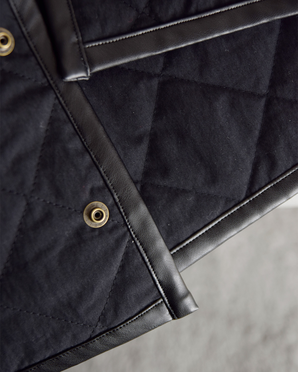 R & D.M.Co-(�I�[���h�}���Y�e�[���[)�E�H�[�^�[�v���[�t �L���e�B���O �n�[�t �R�[�g �gWATERPROOF QUILTING HALF COAT�h 7730