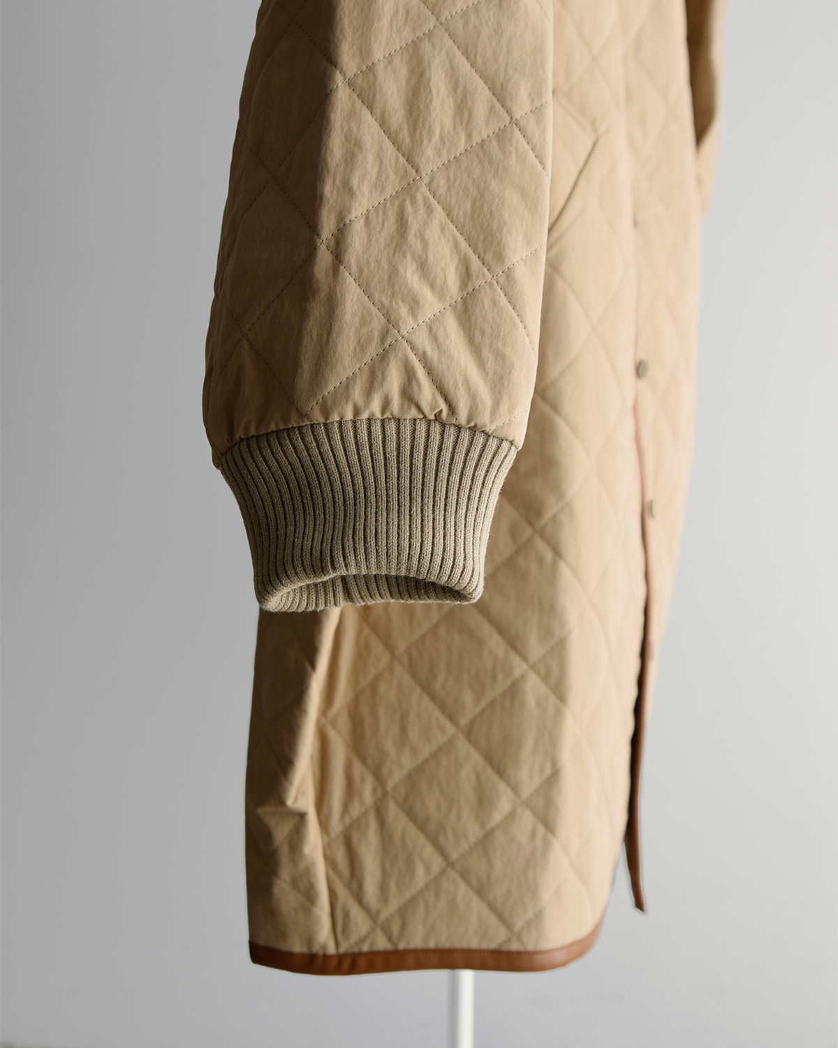 R & D.M.Co-(�I�[���h�}���Y�e�[���[)�E�H�[�^�[�v���[�t �L���e�B���O �n�[�t �R�[�g �gWATERPROOF QUILTING HALF COAT�h 7730