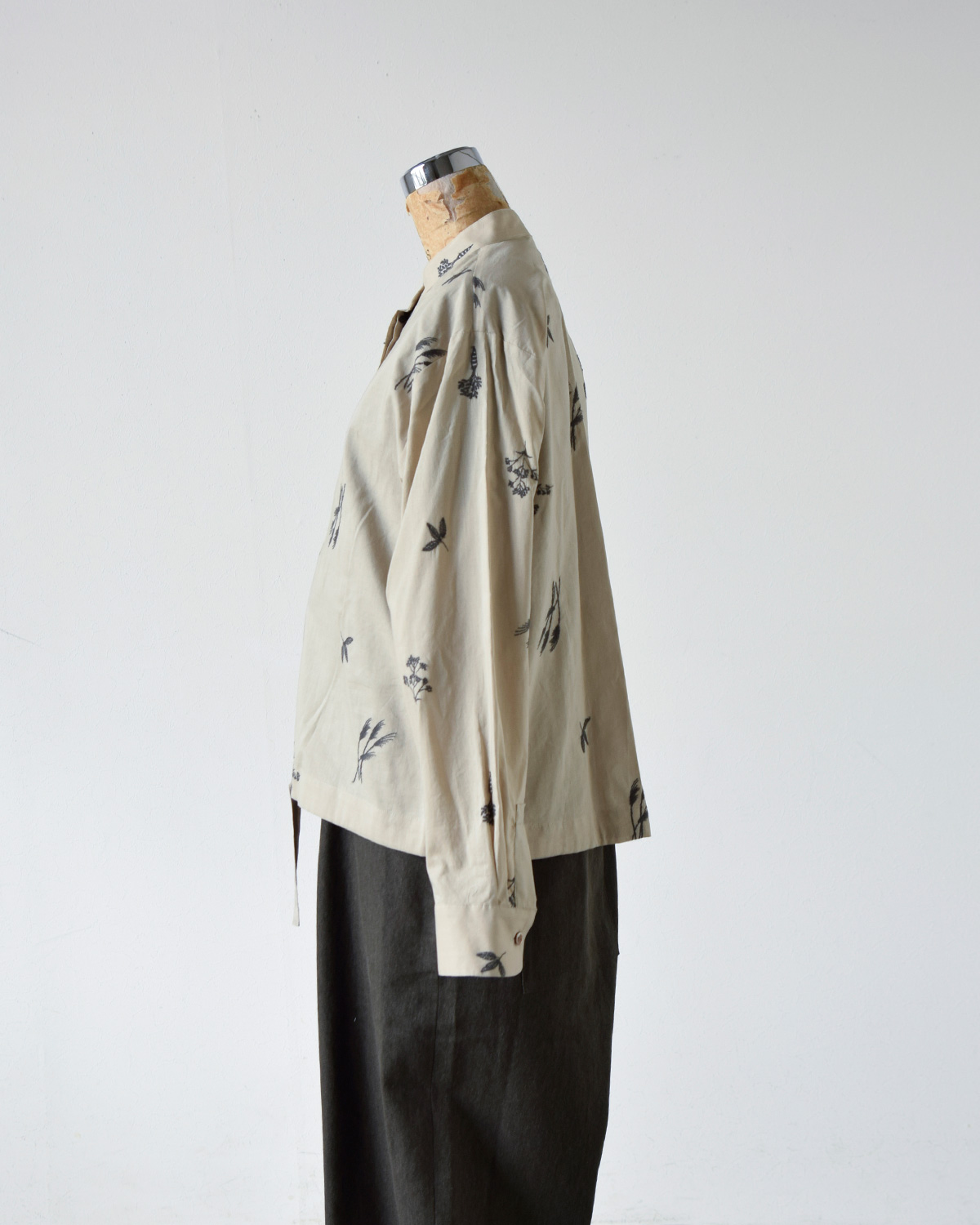 atelier naruse(AgGiZ)Rbg i uEX gwinter plantsh h02081