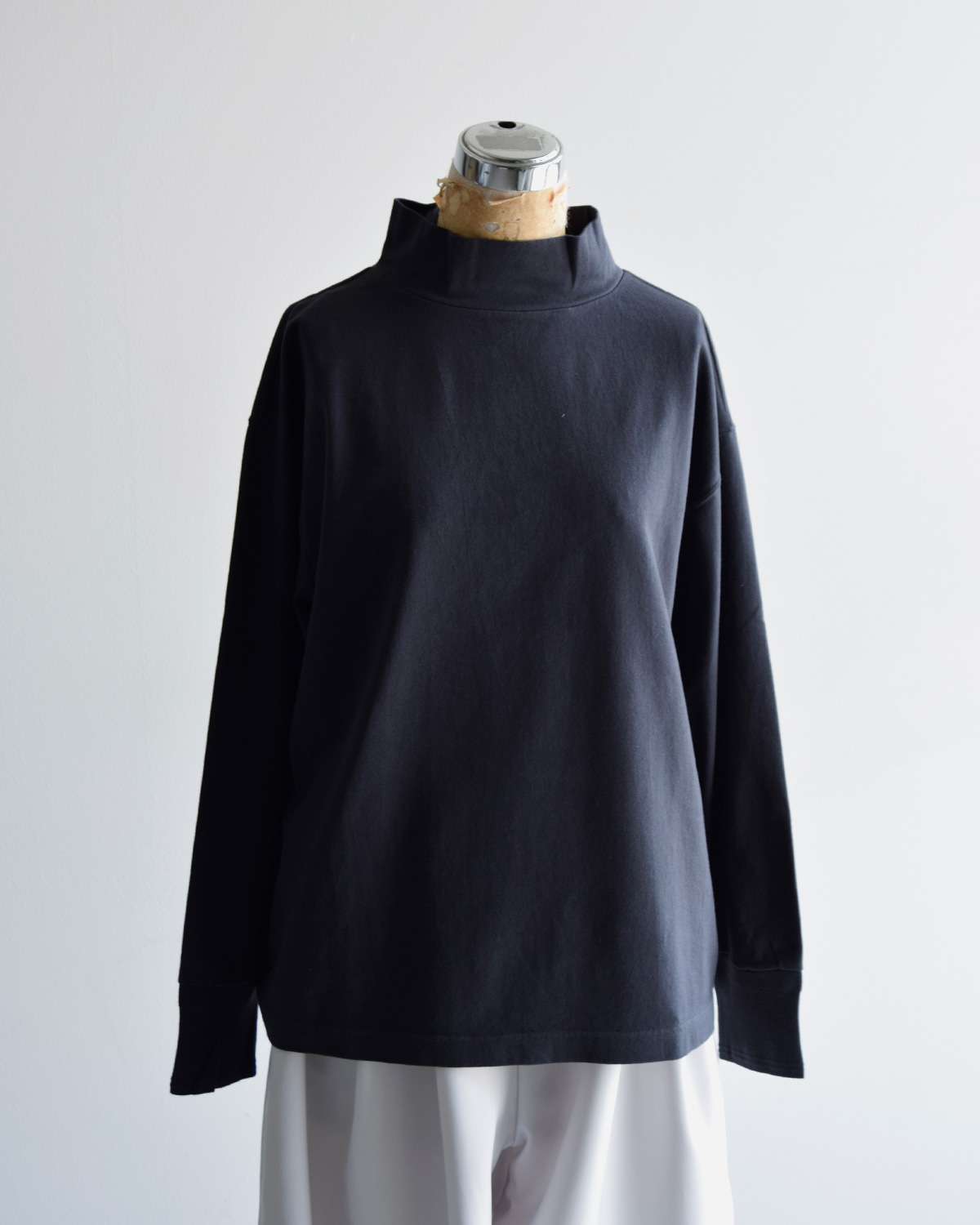 TOUJOURS(gDW[)I[KjbN t@C Rbg W[W[ vI[o[ gHigh Neck Big Pulloverh lm43xc06