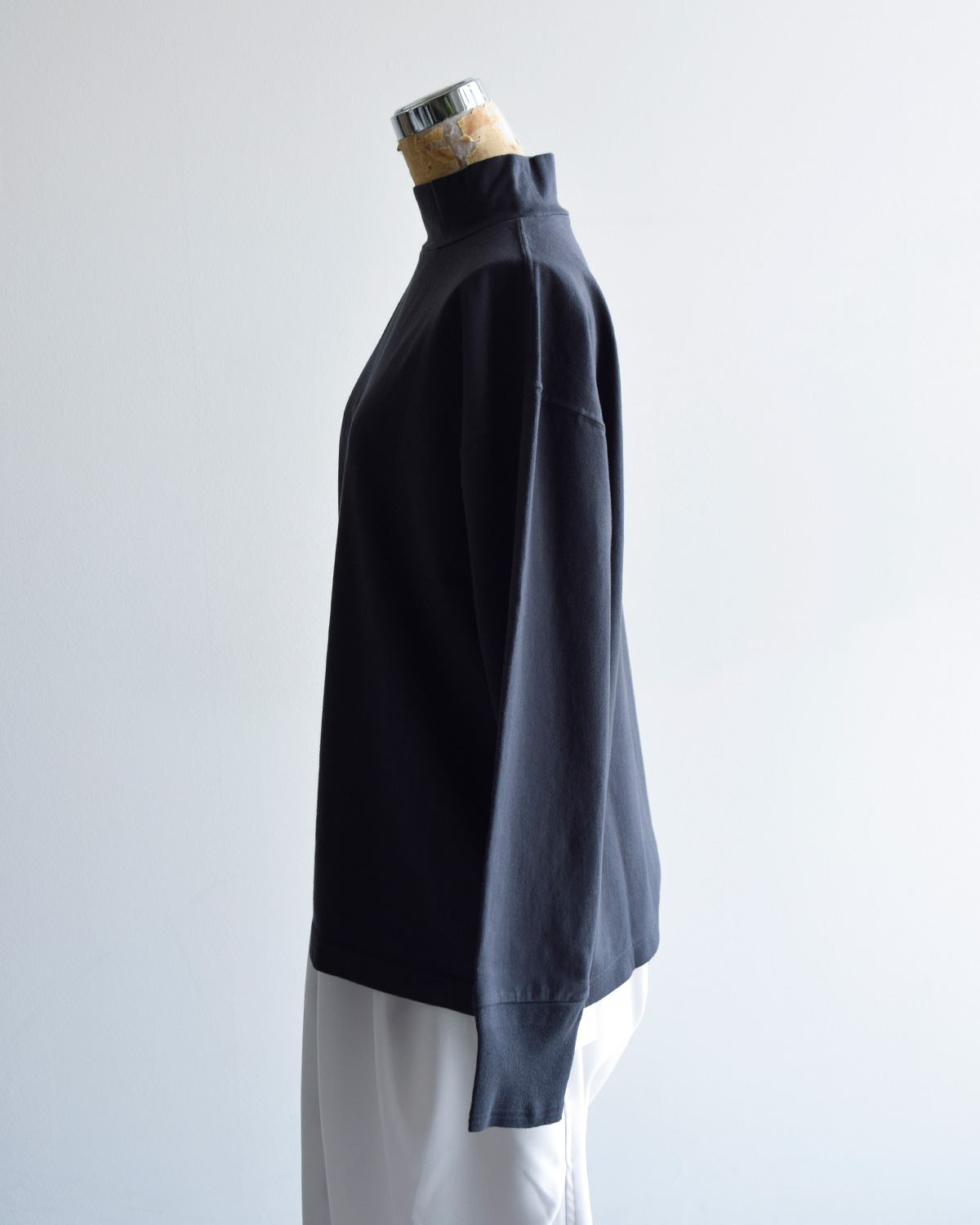 TOUJOURS(gDW[)I[KjbN t@C Rbg W[W[ vI[o[ gHigh Neck Big Pulloverh lm43xc06