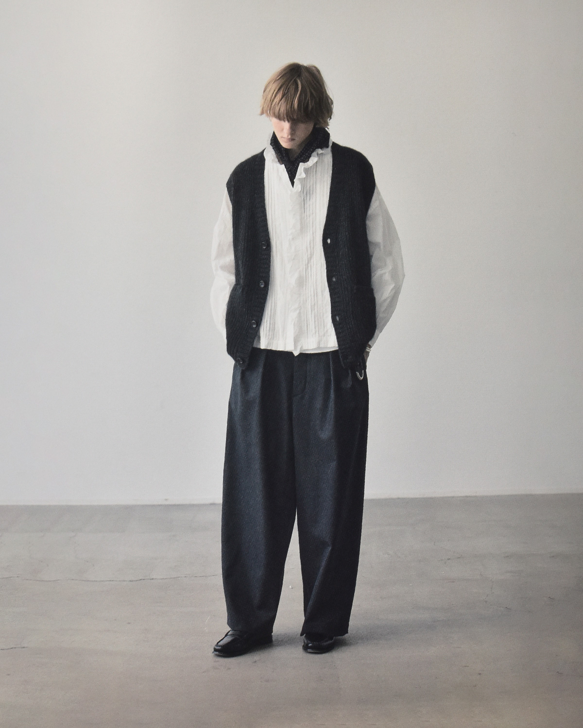 TOUJOURS(gDW[)t@C[ Rbg NX Vc gLace Pin Tuck Ruffle Shirth mm43ds01