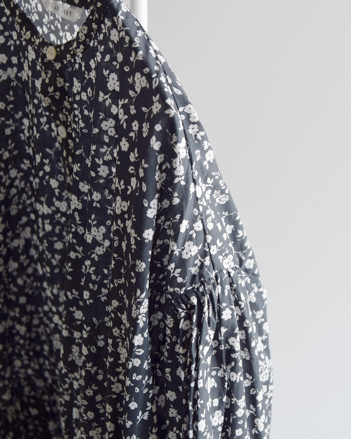 TOUJOURS(gDW[)t[vg Rbg Xgb` hX gClassic Gathered Dressh ym43fd03