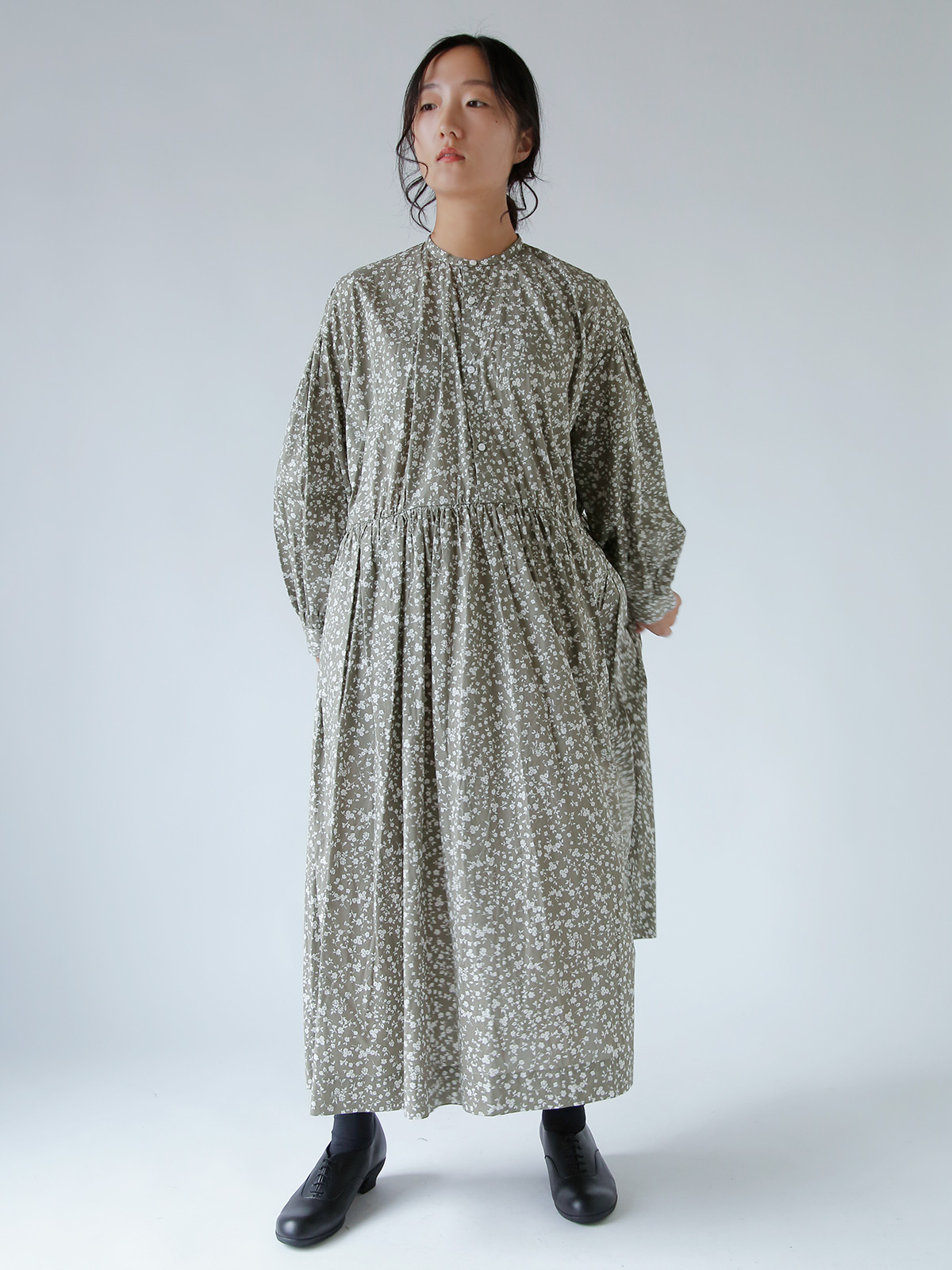 TOUJOURS(gDW[)t[vg Rbg Xgb` hX gClassic Gathered Dressh ym43fd03
