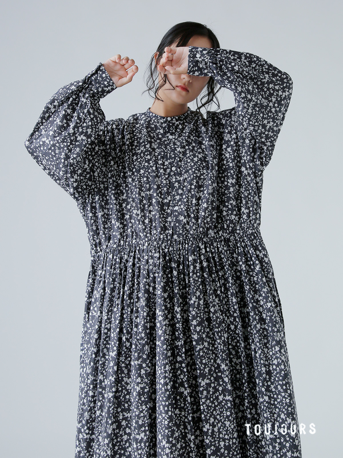 TOUJOURS トゥジュー フラワープリント コットン ストレッチ