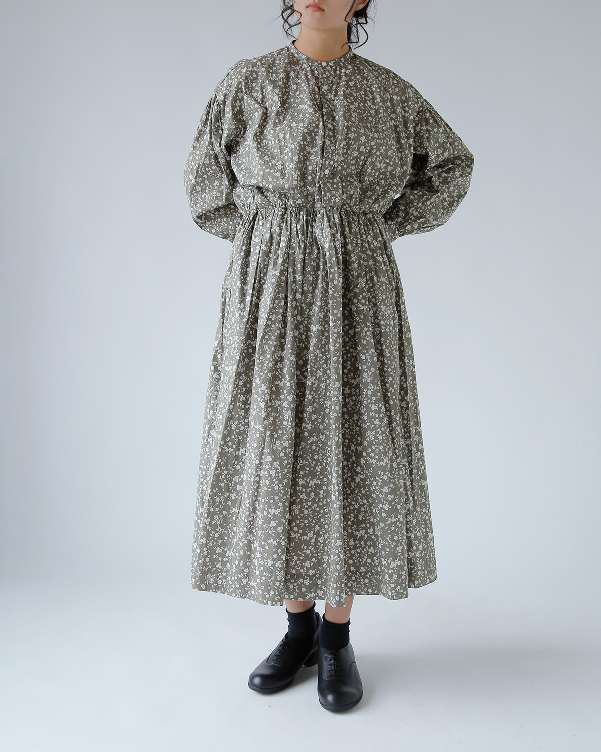 TOUJOURS(gDW[)t[vg Rbg Xgb` hX gClassic Gathered Dressh ym43fd03