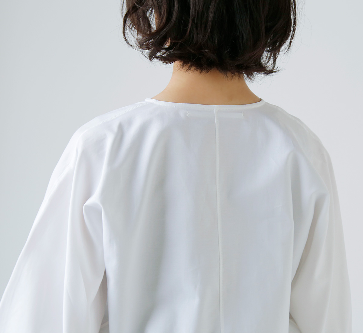 TENNE HANDCRAFTED MODERN(enhNtebh_)Rbg {[X[u vI[o[ gvolume sleeve pulloverh 0016o