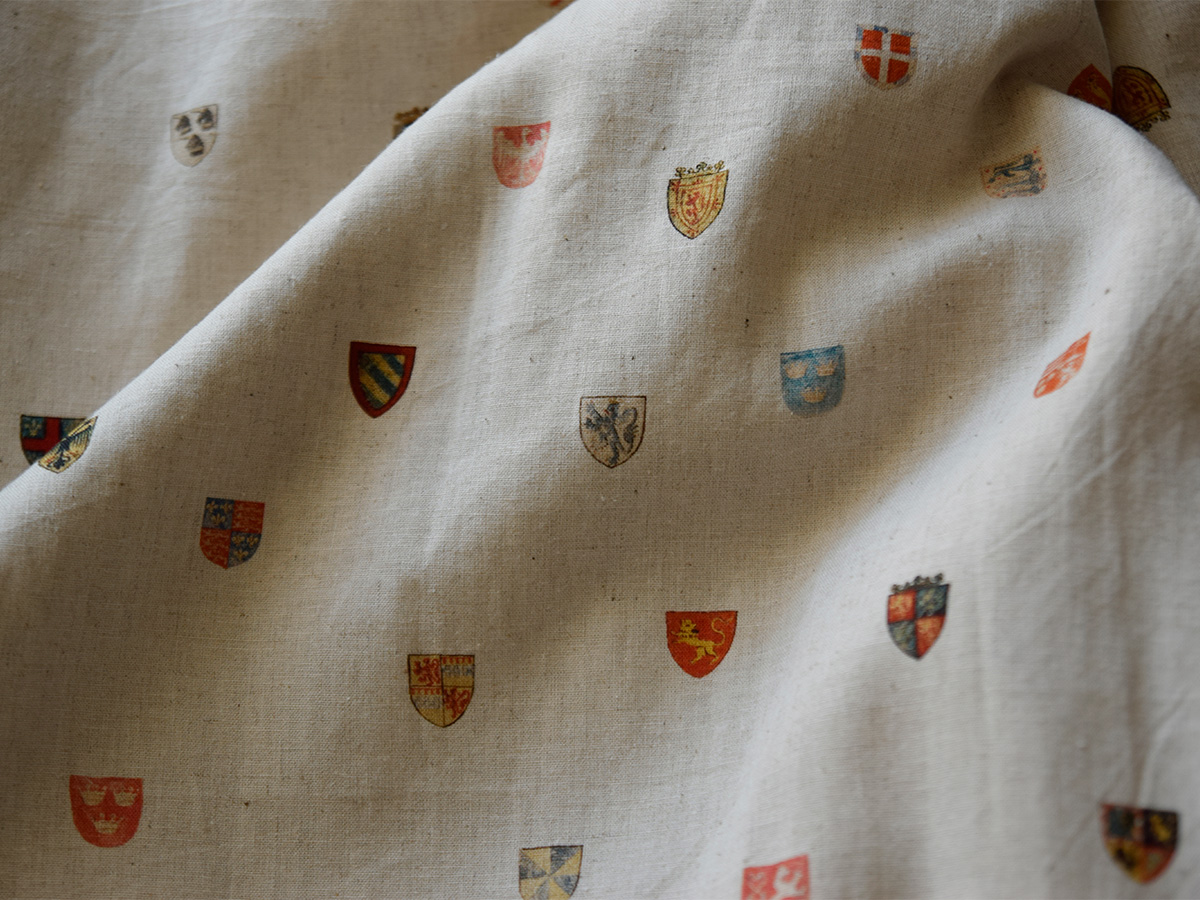R & D.M.Co-(I[h}Ye[[)Rbg l R[gIuA[Y h[XgO hX gCOTTON LINEN COAT OF ARMS DRAWSTRING DRESSh 7493