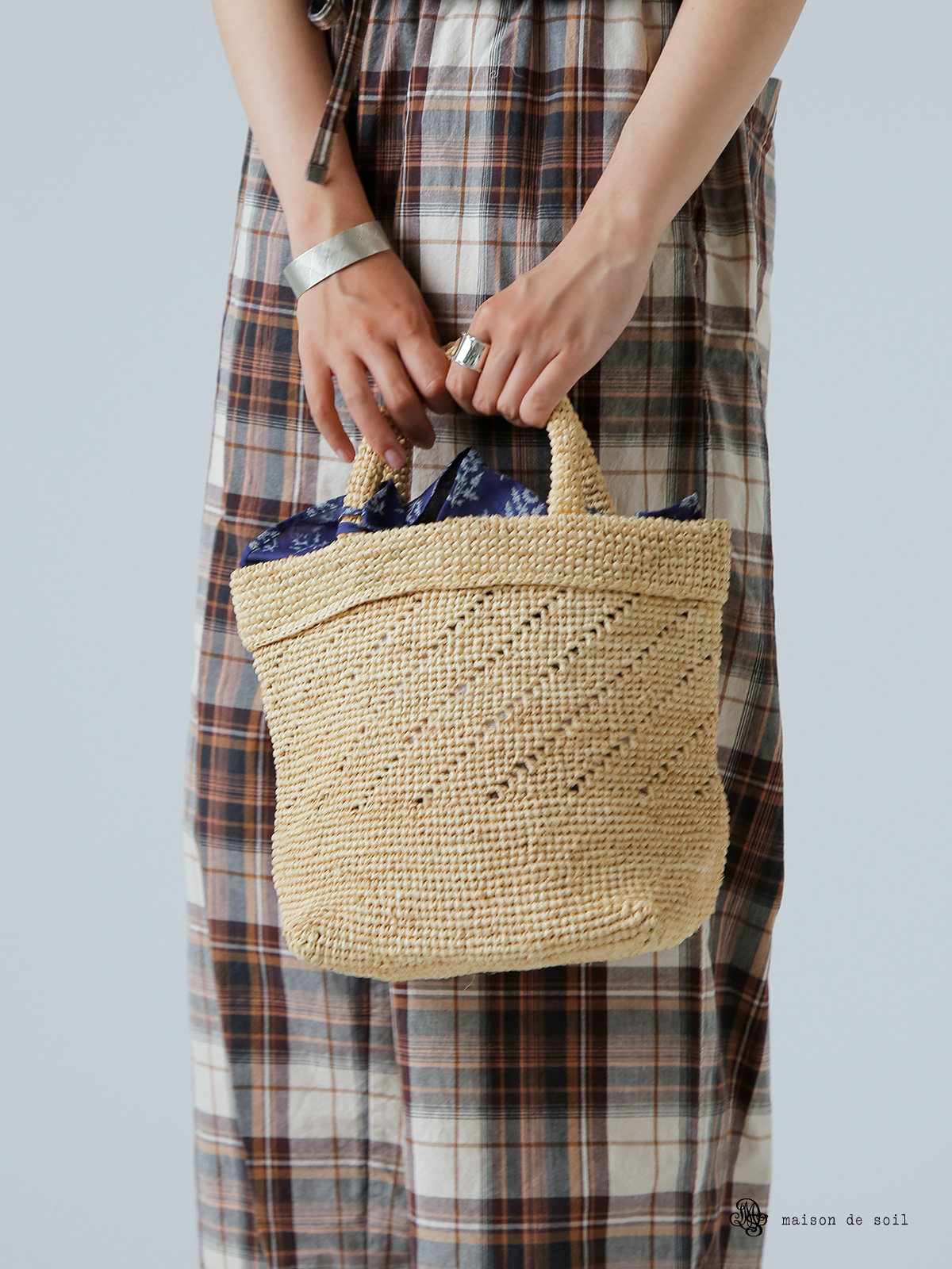 20%OFF】maison de soil メゾン ド ソイル RAFFIA M BAG (COMBI