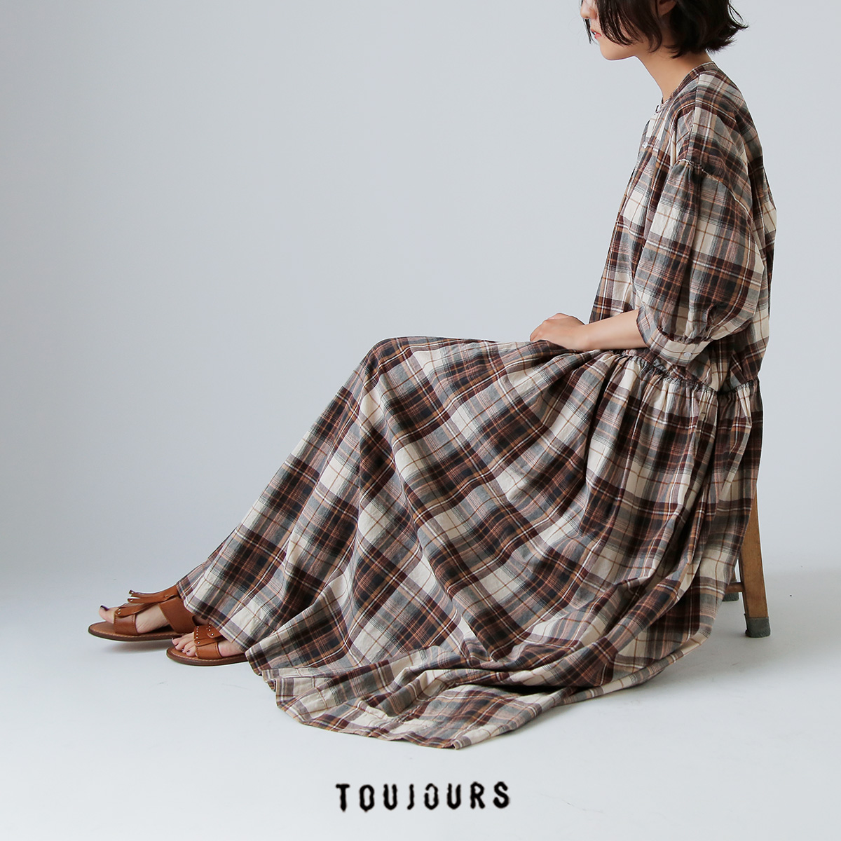 TOUJOURS(gDW[)tF[h TCN Rbg }hX`FbN hX gHalf Sleeve Classic Gathered Dressh tm42wd05