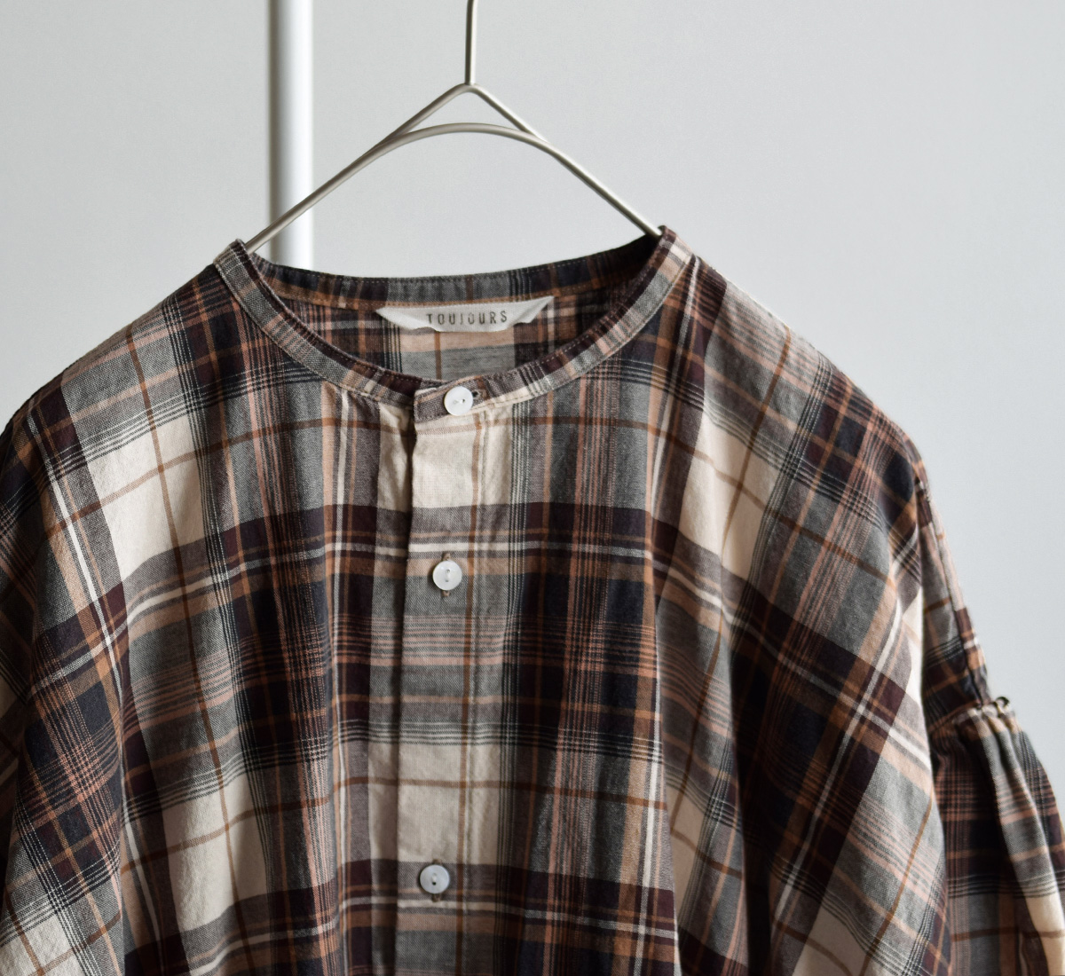 TOUJOURS(gDW[)tF[h TCN Rbg }hX`FbN hX gHalf Sleeve Classic Gathered Dressh tm42wd05