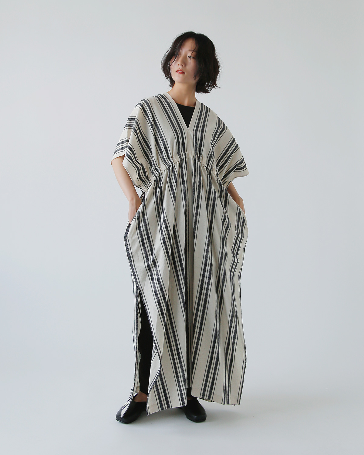 WONDER FULL LIFE(_[tCt)Rbg l lCeBuXgCv lI Jt^ hX gNEO KAFTAN DRESSh wfl25-r57
