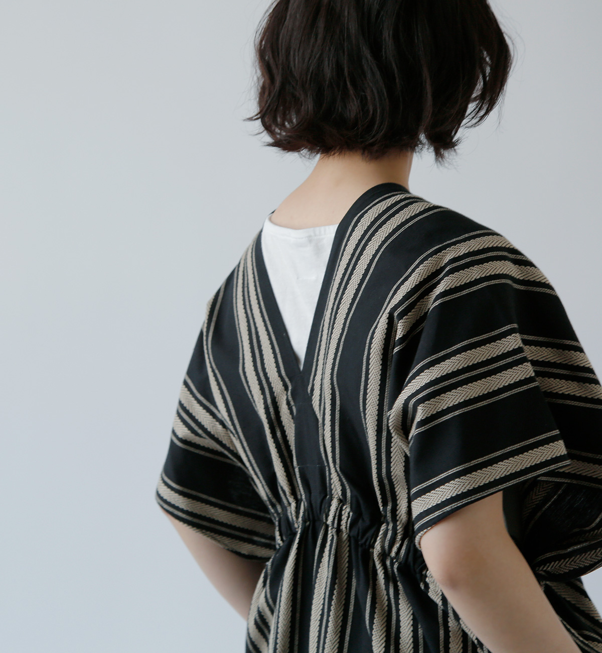 WONDER FULL LIFE(_[tCt)Rbg l lCeBuXgCv lI Jt^ hX gNEO KAFTAN DRESSh wfl25-r57