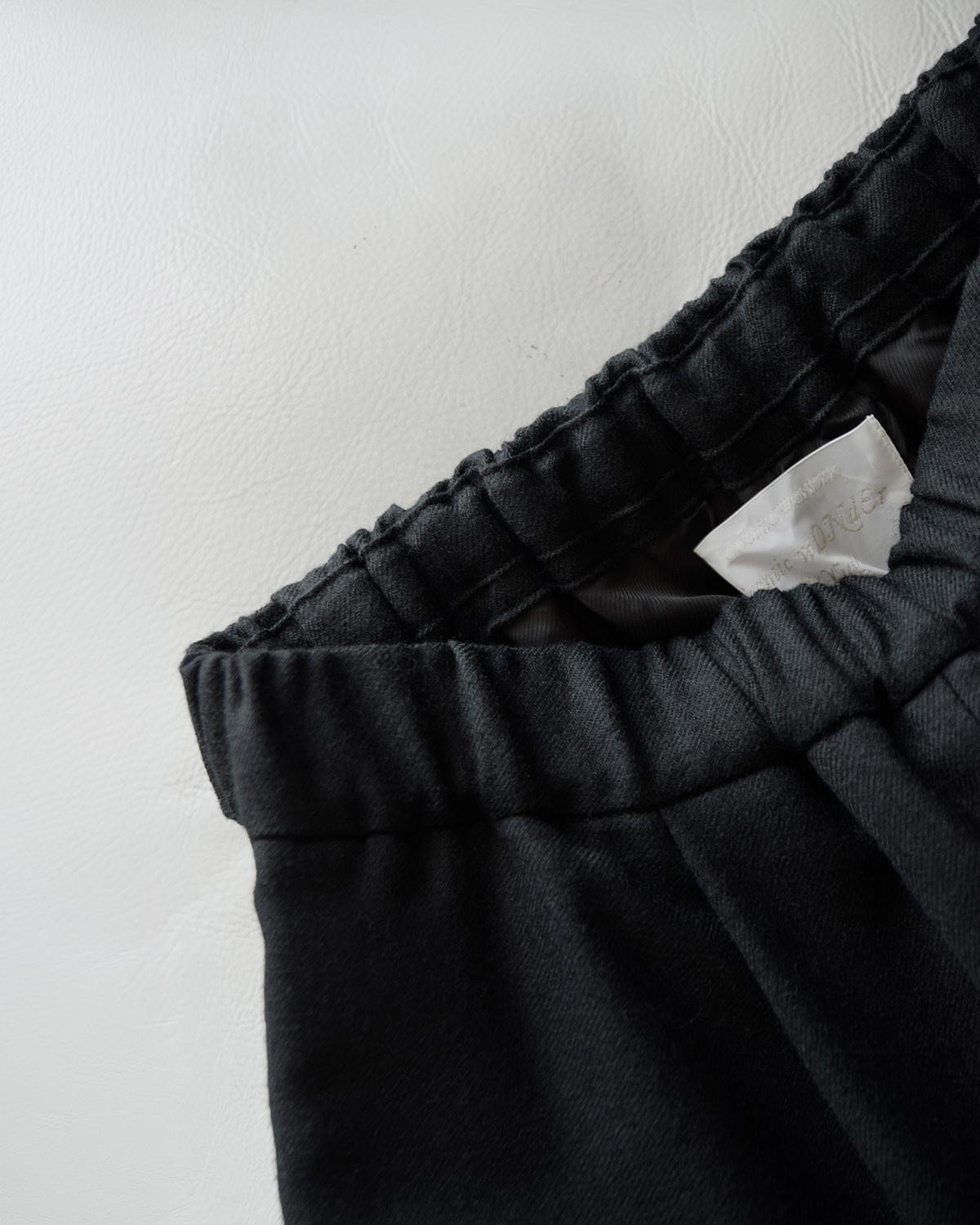 COSMIC WONDER(�R�Y�~�b�N�����_�[)�E�[�� �~�j�}���p���c Nostalgic artists minimal slacks 24cw12039