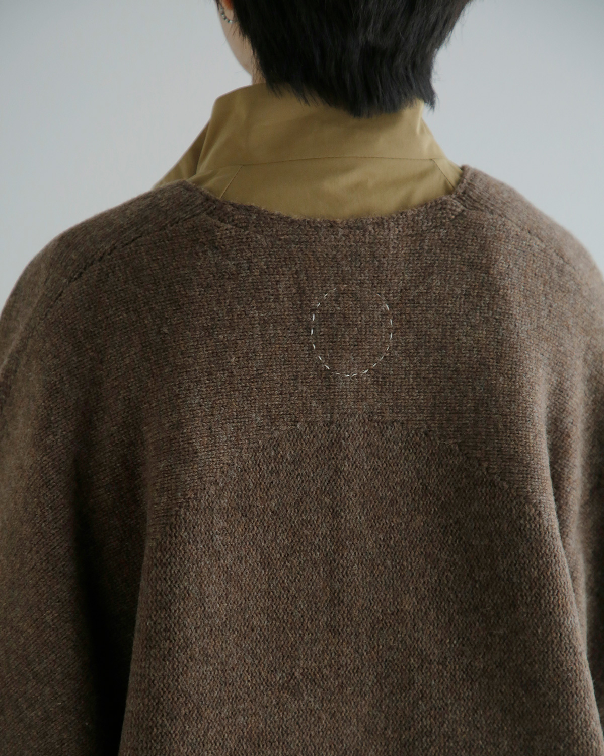 COSMIC WONDER(�R�Y�~�b�N�����_�[)�u���e�B�b�V���E�[�� �j�b�g �J�[�f�B�K�� British wool knitted farmer cardigan 24cw43022