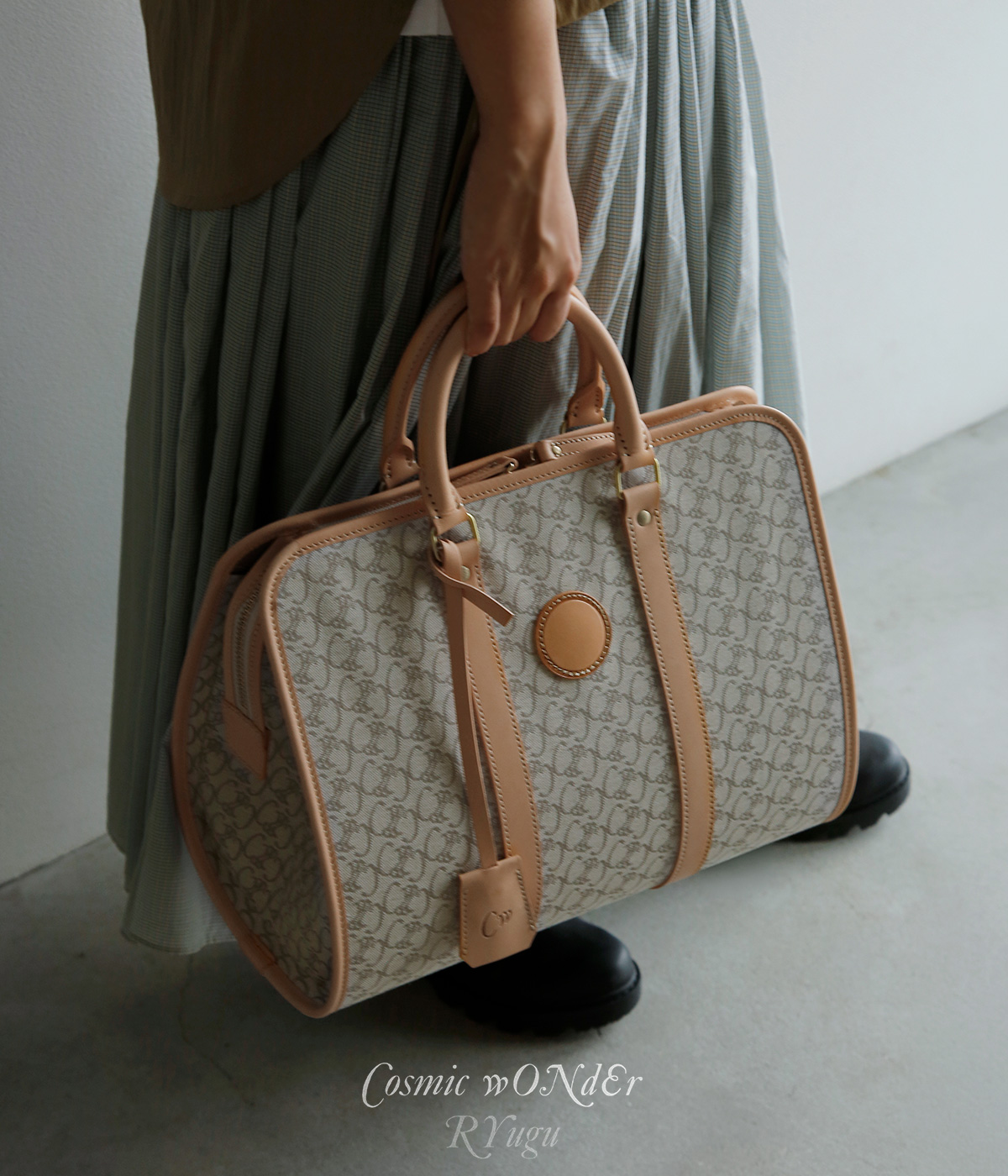 COSMIC WONDER(�R�Y�~�b�N�����_�[)�R�b�g�����l�� �W���K�[�h �g���x���o�b�O Cw monogram travel bag 24cw82073