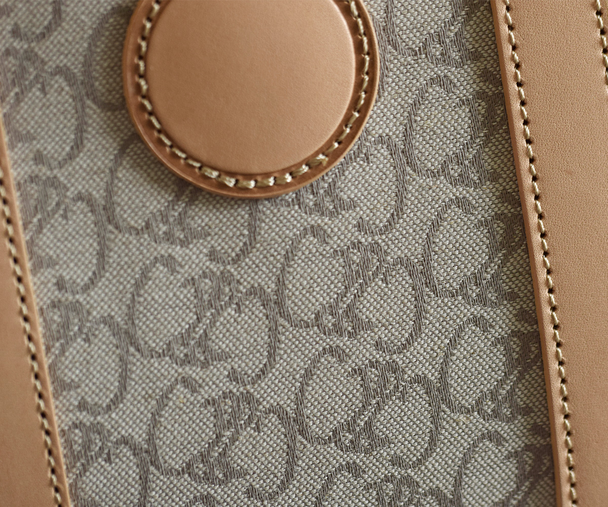 COSMIC WONDER(�R�Y�~�b�N�����_�[)�R�b�g�����l�� �W���K�[�h �g���x���o�b�O Cw monogram travel bag 24cw82073