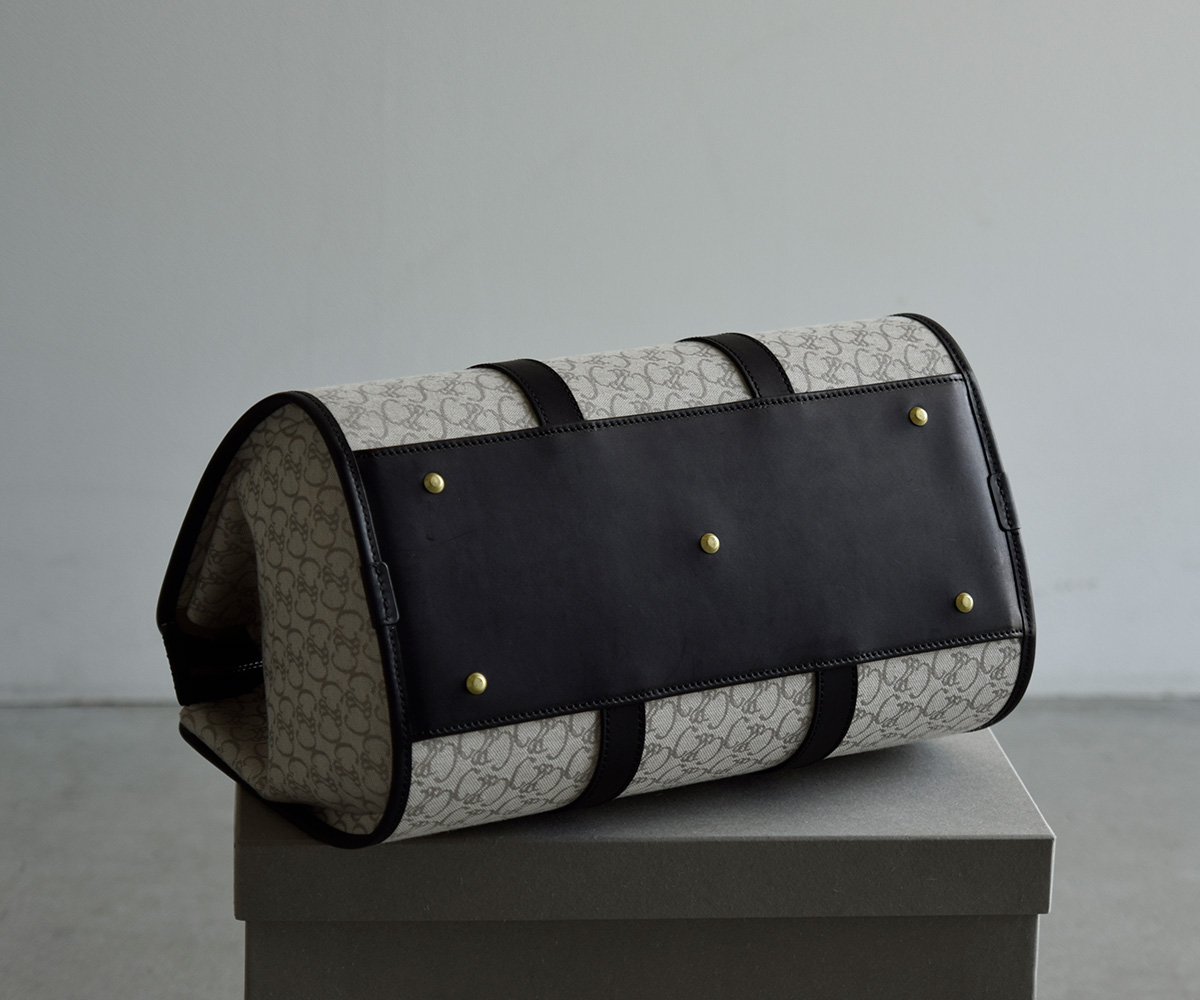COSMIC WONDER(�R�Y�~�b�N�����_�[)�R�b�g�����l�� �W���K�[�h �g���x���o�b�O Cw monogram travel bag 24cw82073